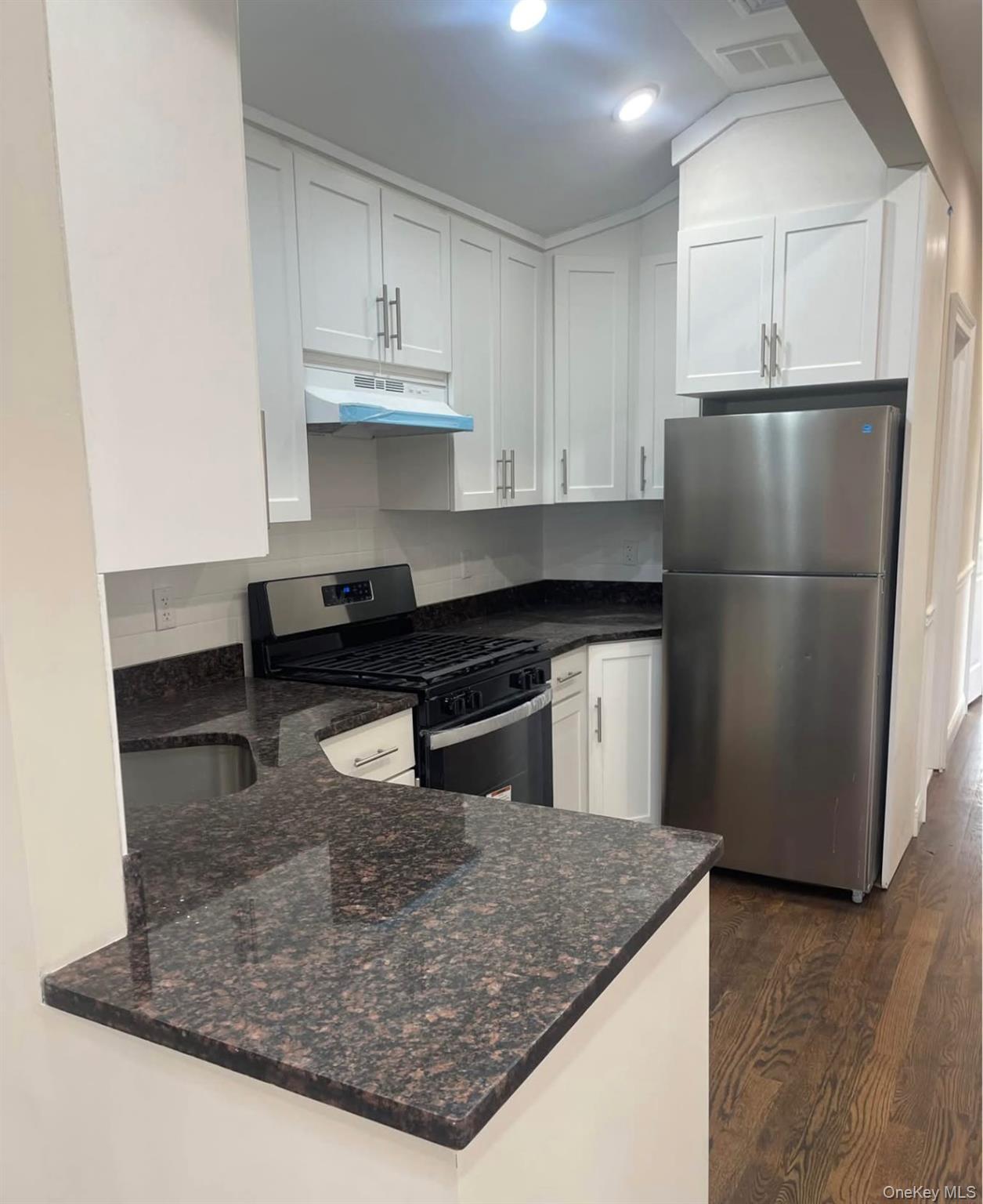 #4 photo, 14347 229th Street, 皇后区 Springfield Gardens , NY 11413