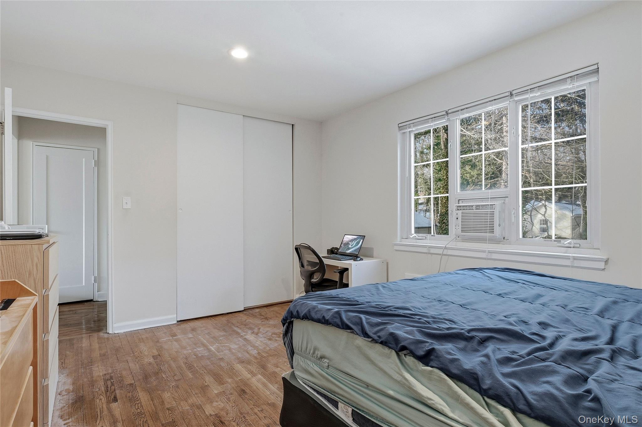 #17 photo, 47 Nathan Hale Drive, Huntington , NY 11743