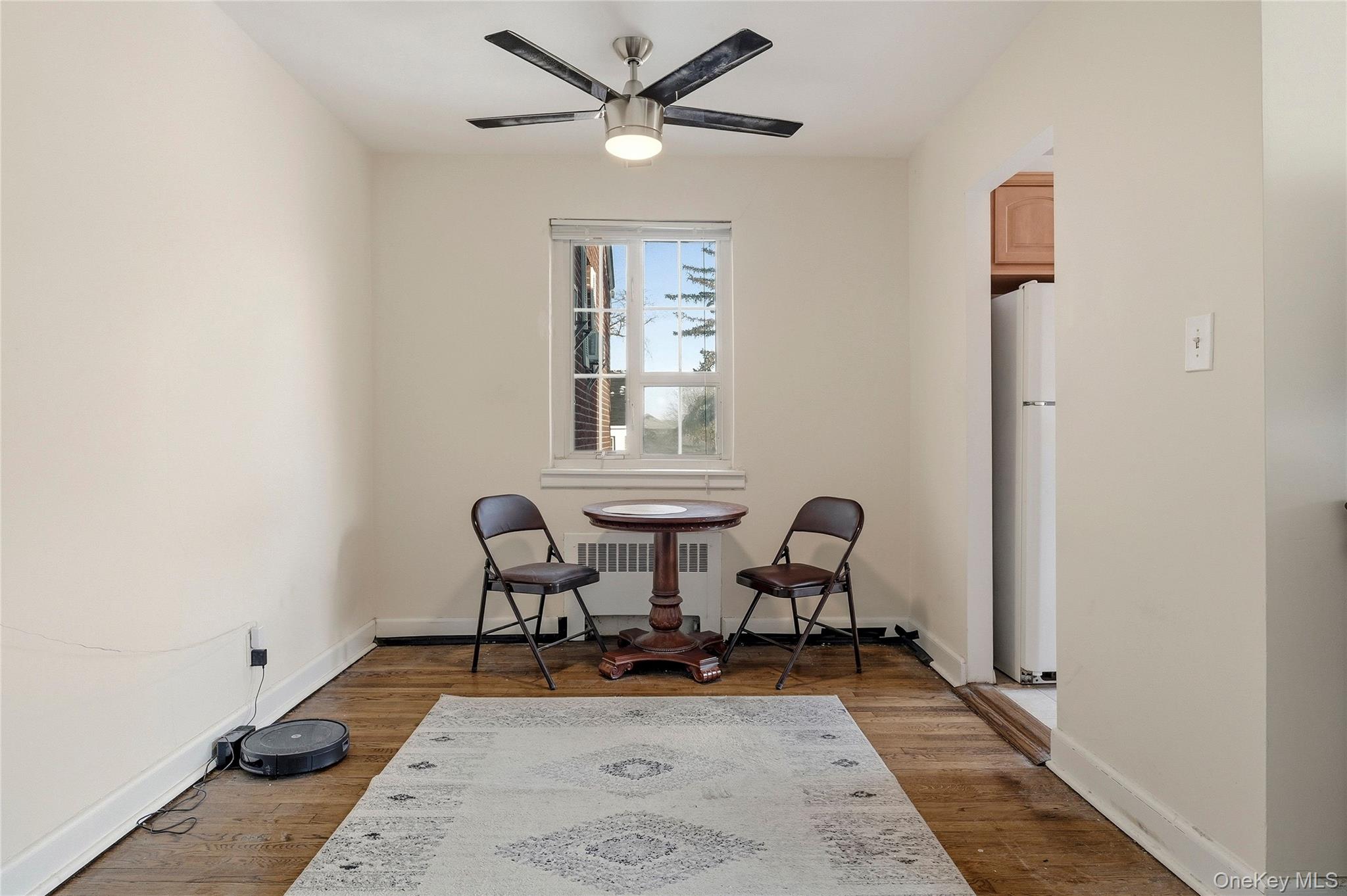 #7 photo, 47 Nathan Hale Drive, Huntington , NY 11743