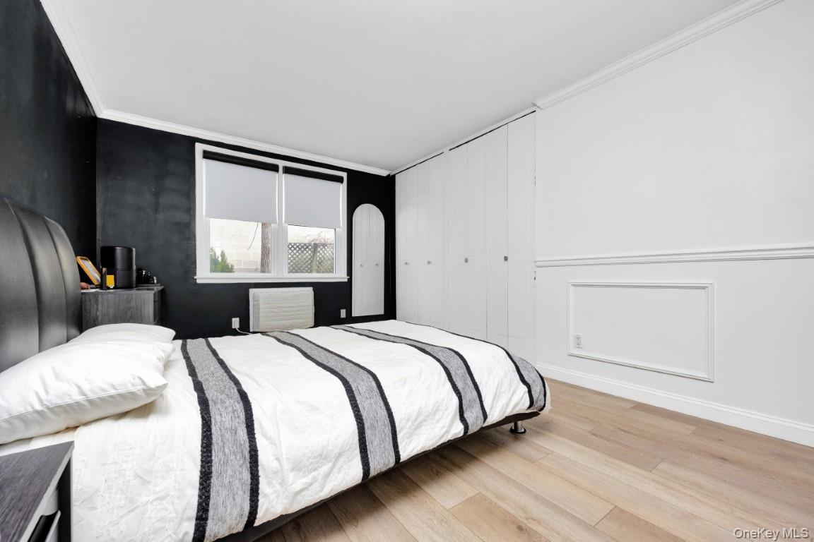 #15 photo, 570 Broadway, Lynbrook , NY 11563