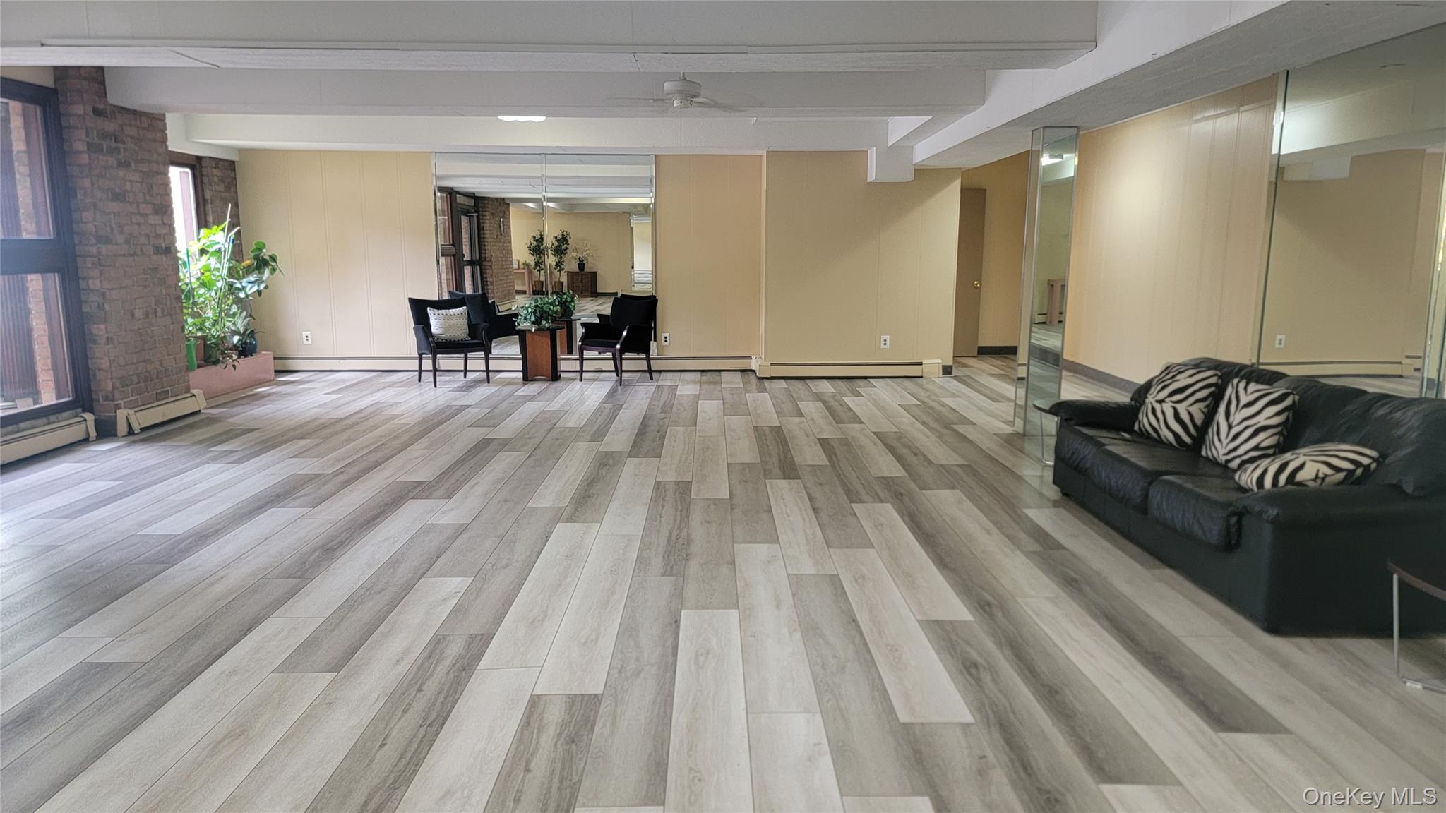 #8 photo, 570 Broadway, Lynbrook , NY 11563