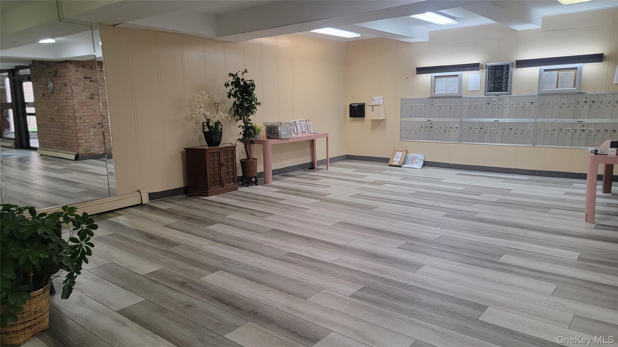 #9 photo, 570 Broadway, Lynbrook , NY 11563