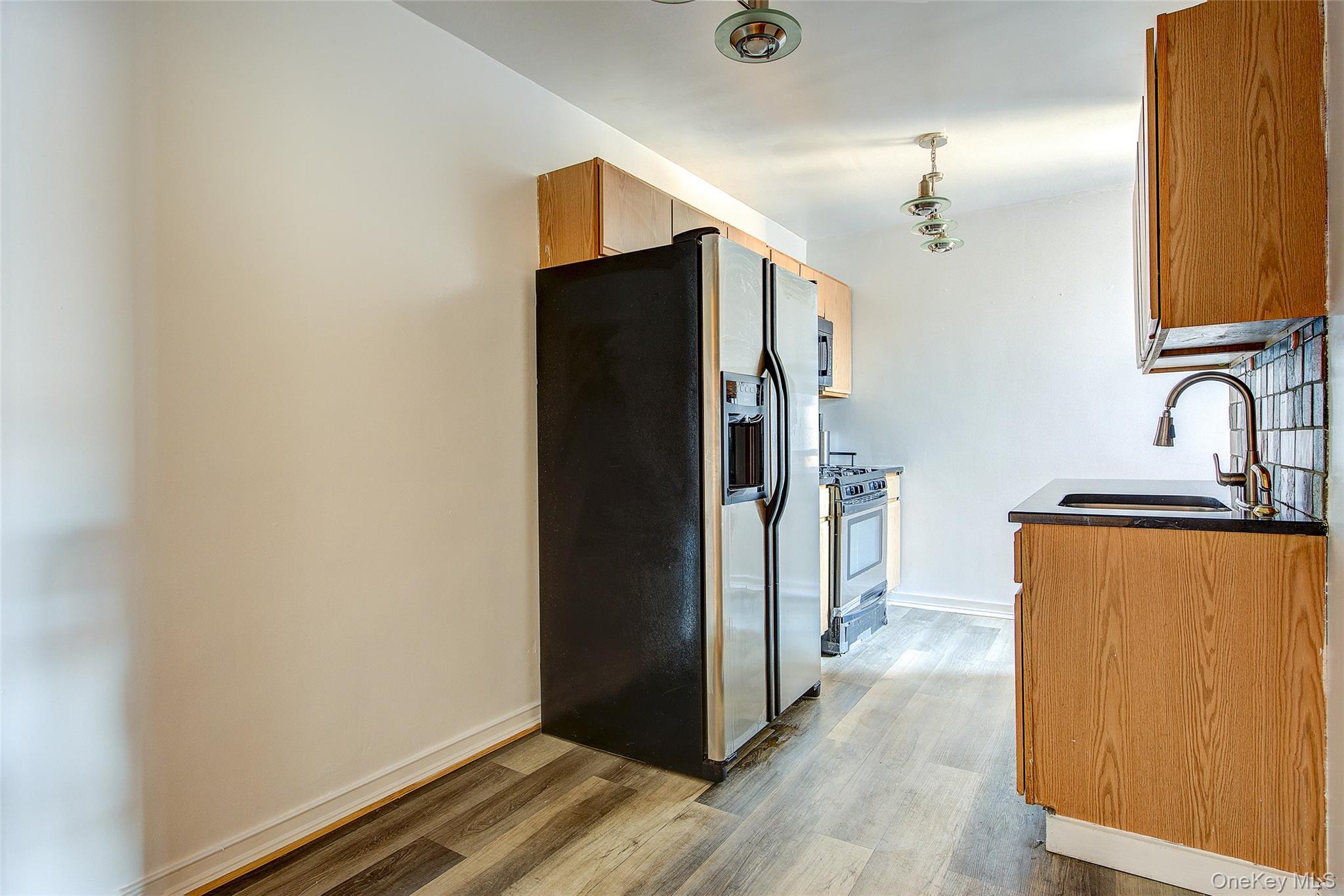 #6 photo, 87-10 34th Avenue, Jackson Heights , NY 11372