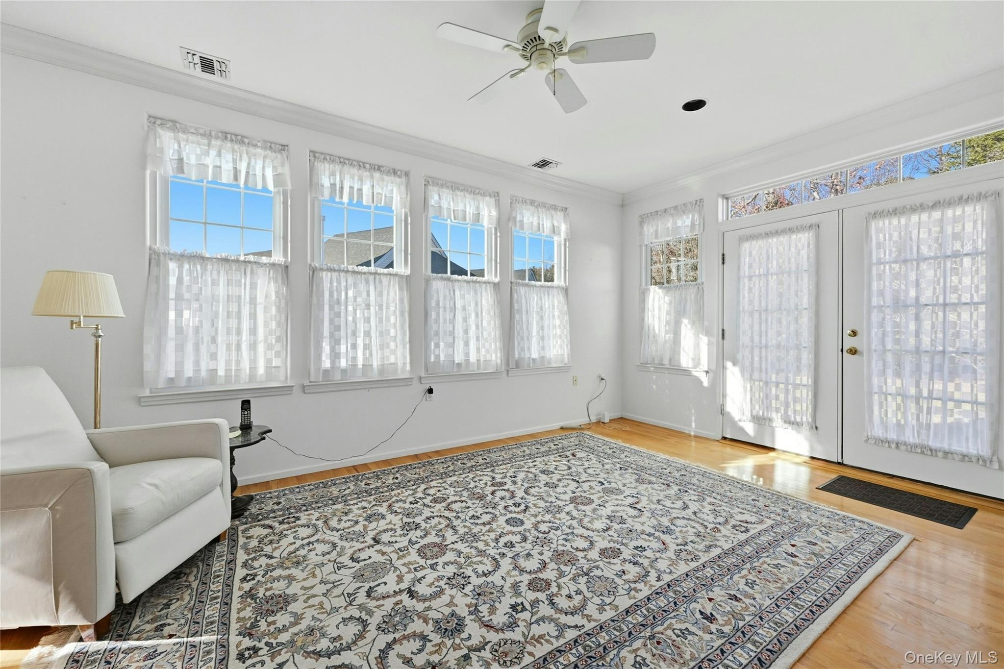 #10 photo, 10 Sagaponack Court, Ridge , NY 11961