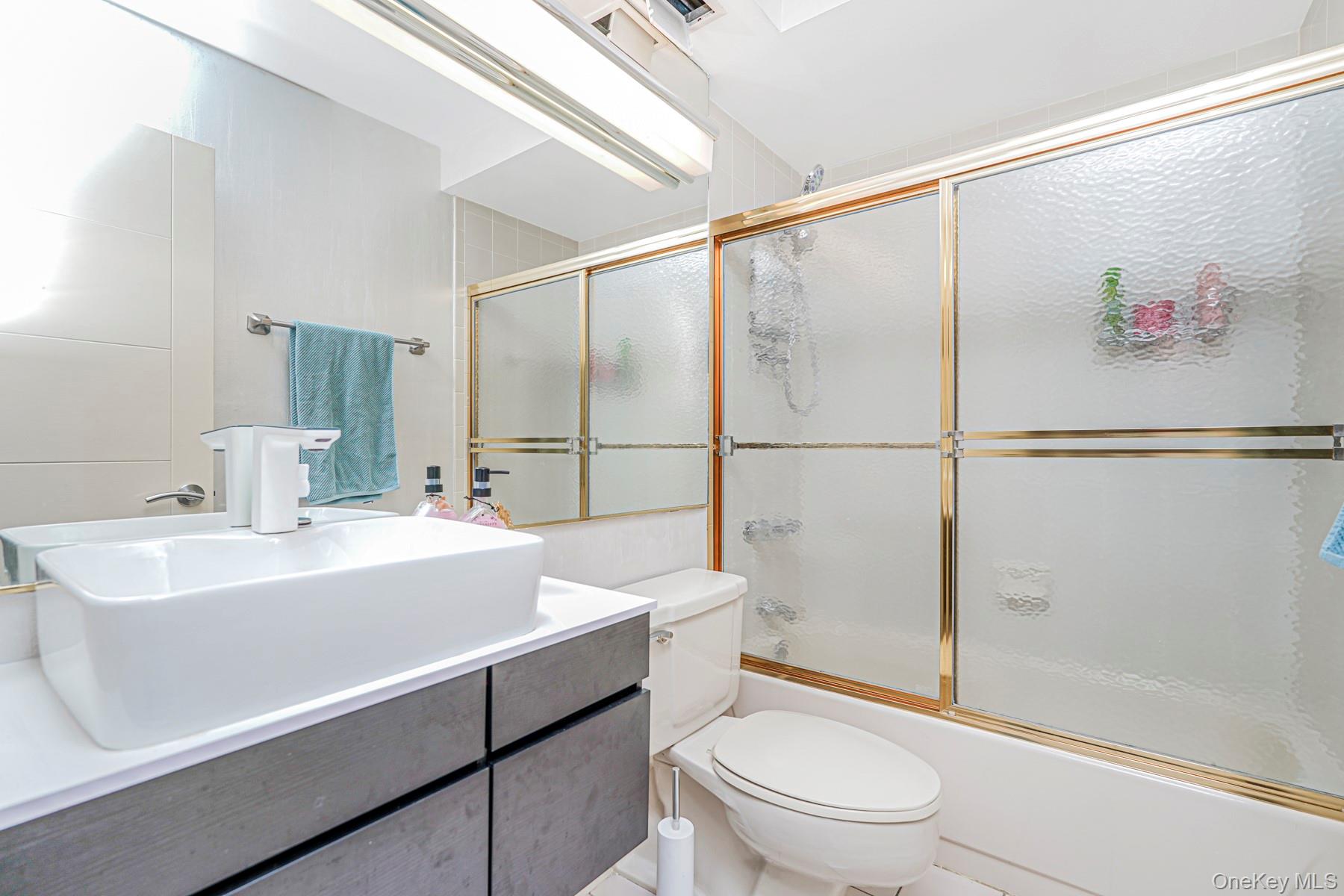 #12 photo, 40 Wellington Ct 2a, Staten Island, NY 10314, Статен-Айленд ‖ Staten Island , NY 10314