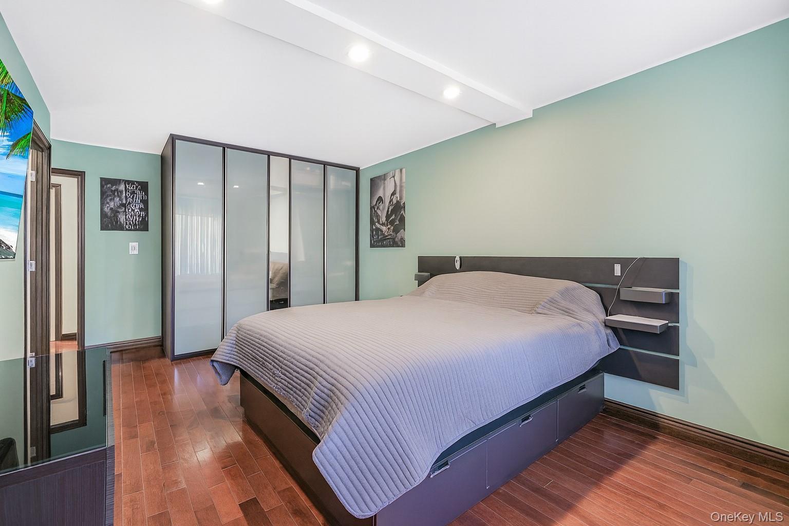 #13 photo, 40 Wellington Ct 2a, Staten Island, NY 10314, Статен-Айленд ‖ Staten Island , NY 10314