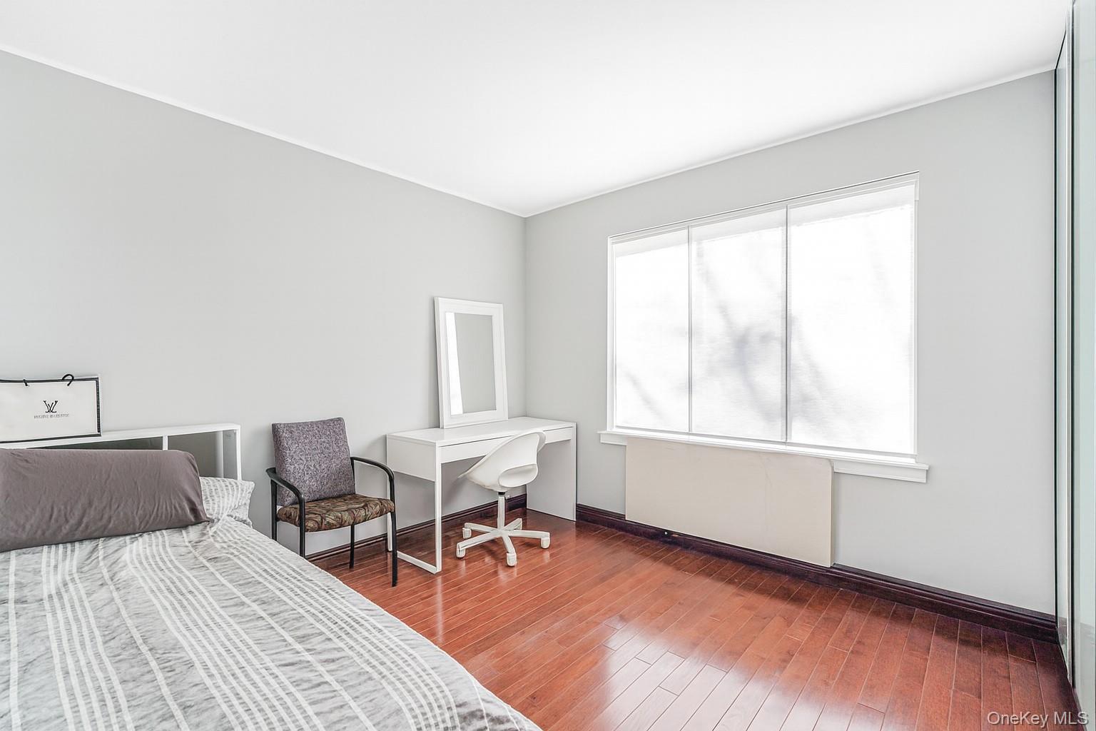 #17 photo, 40 Wellington Ct 2a, Staten Island, NY 10314, Статен-Айленд ‖ Staten Island , NY 10314