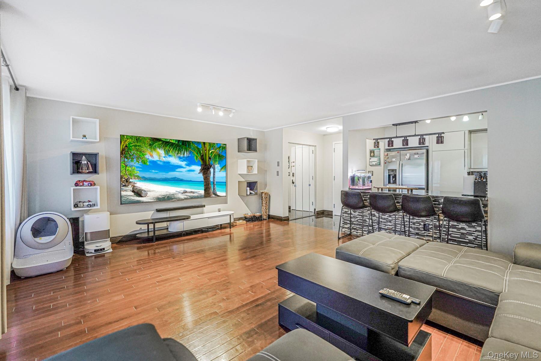 #8 photo, 40 Wellington Ct 2a, Staten Island, NY 10314, Статен-Айленд ‖ Staten Island , NY 10314