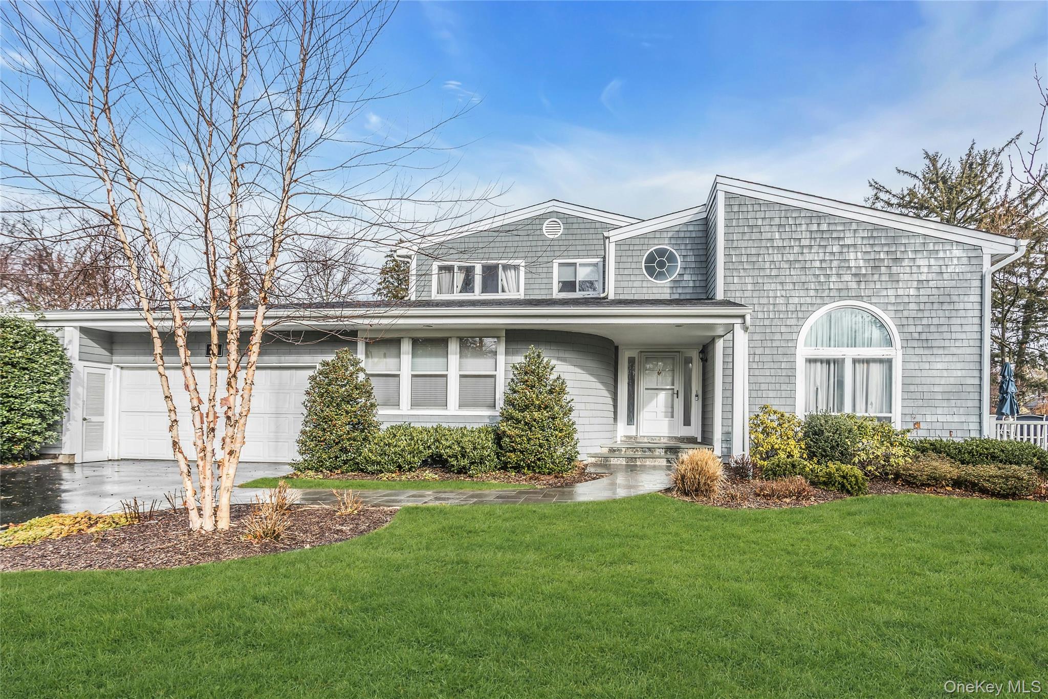 #1 photo, 52 Hyde Court, Manhasset , NY 11030