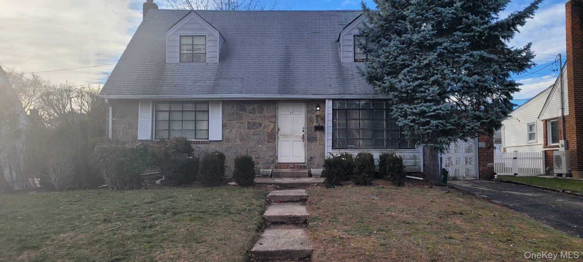 #1 photo, 73 Schumacher Drive, New Hyde Park , NY 11040