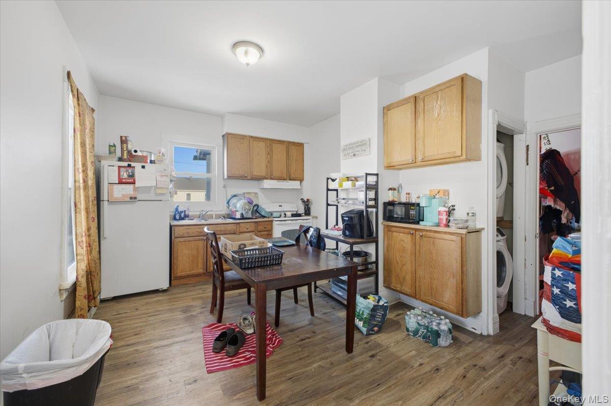 #18 photo, 97 Maple Avenue, Catskill , NY 12414