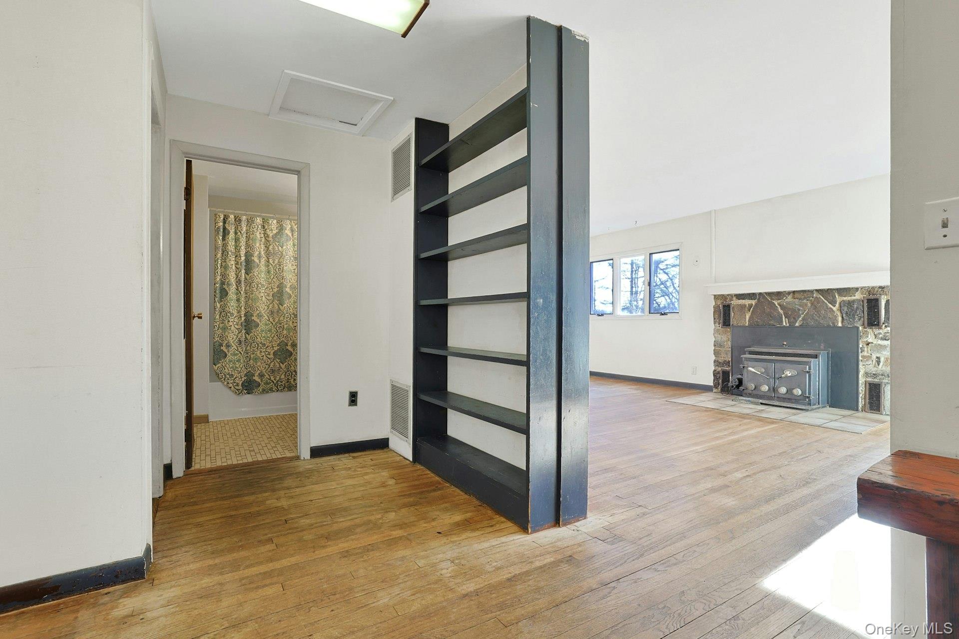 #16 photo, 35 Mountain Trail, Croton-on-Hudson , NY 10520