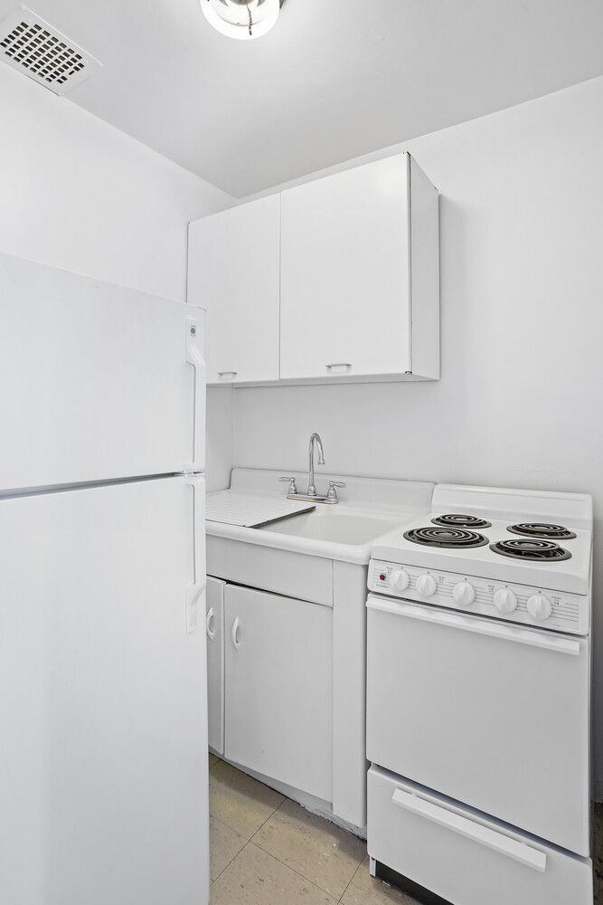 #3 photo, New York City, Yorkville , NY 10028