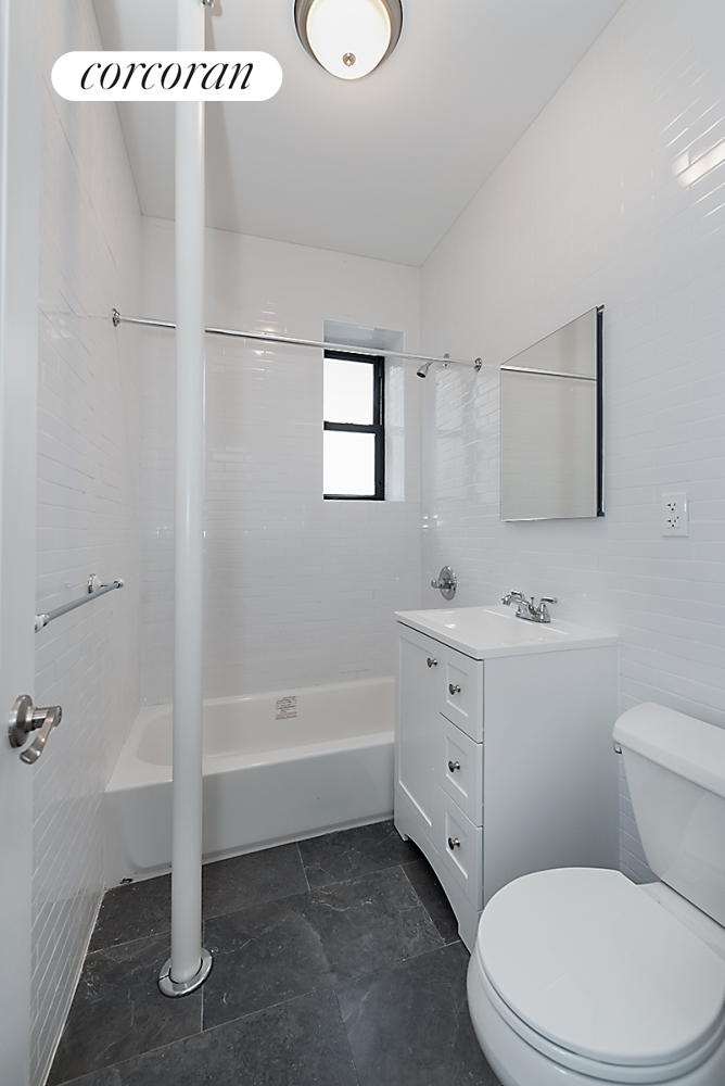 #7 photo, Woodside, कुईंस Woodside , NY 11377