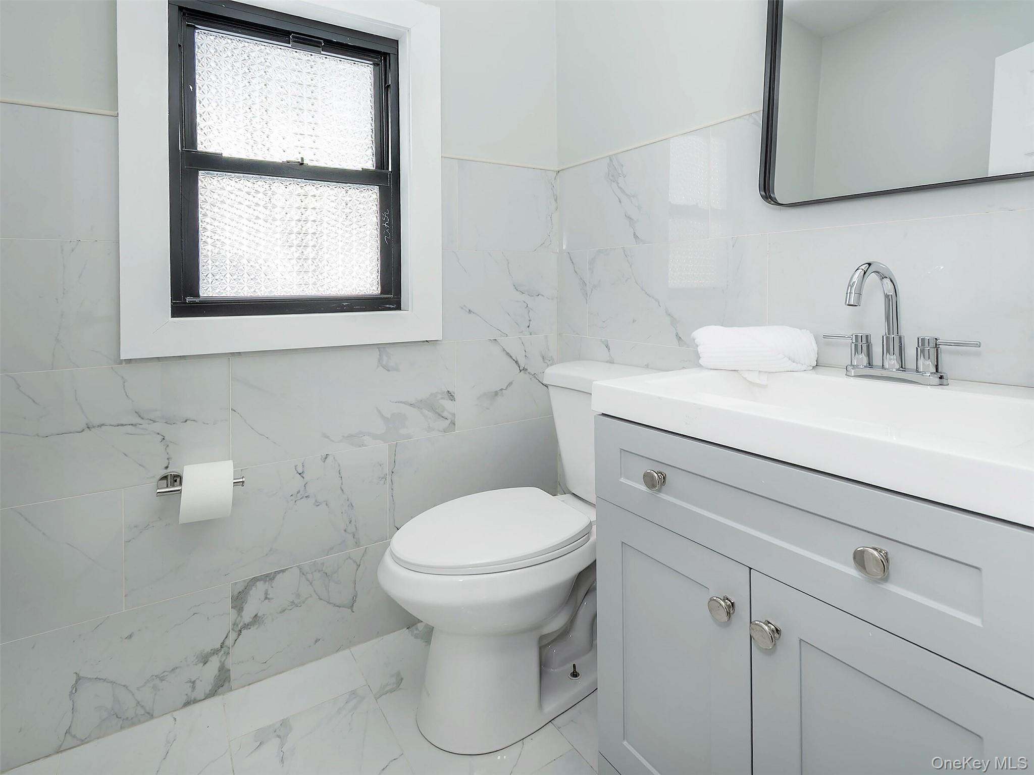 #15 photo, 85 Webster Avenue, 롱 아일랜드 Port Washington , NY 11050