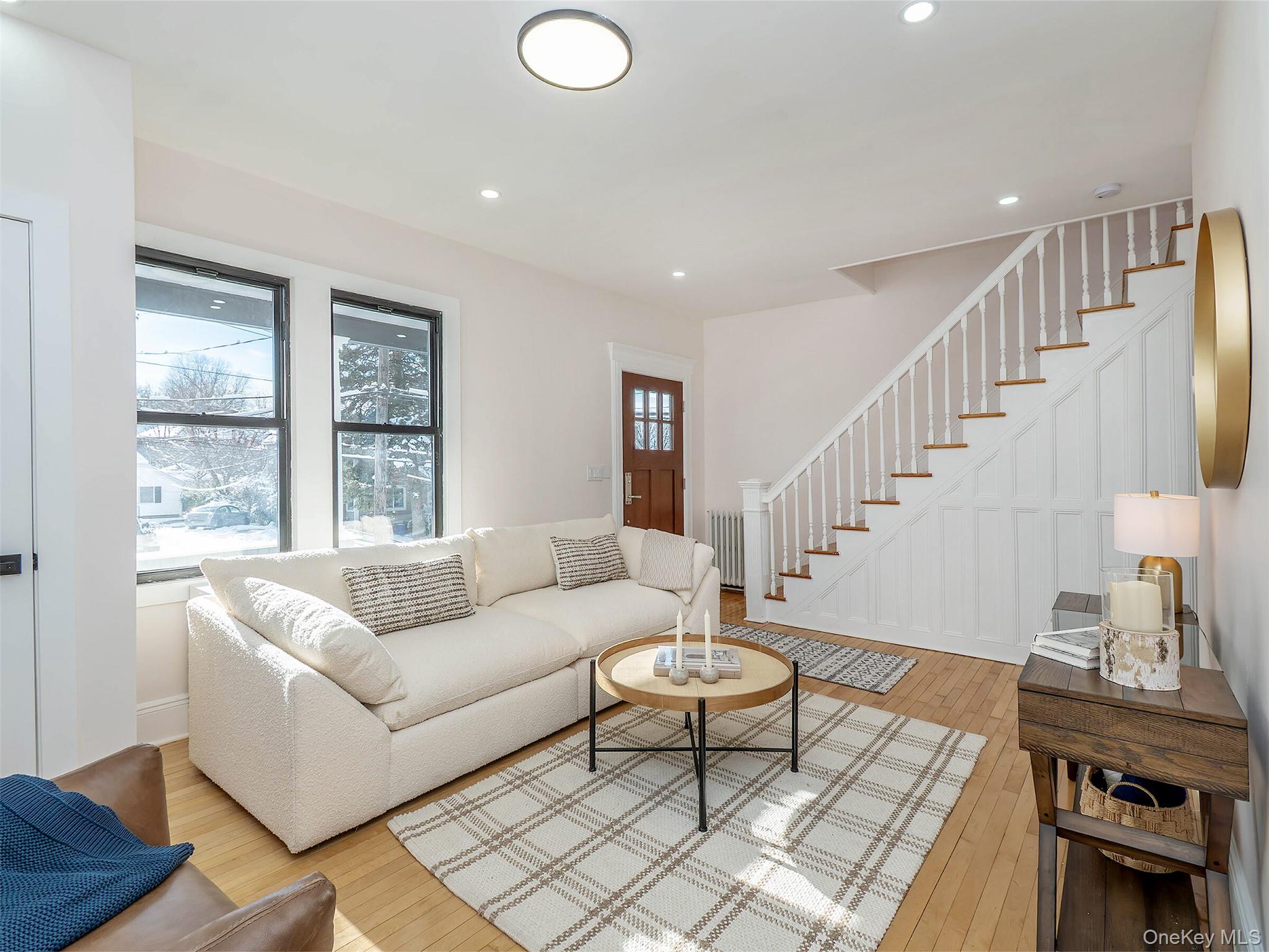 #5 photo, 85 Webster Avenue, 롱 아일랜드 Port Washington , NY 11050