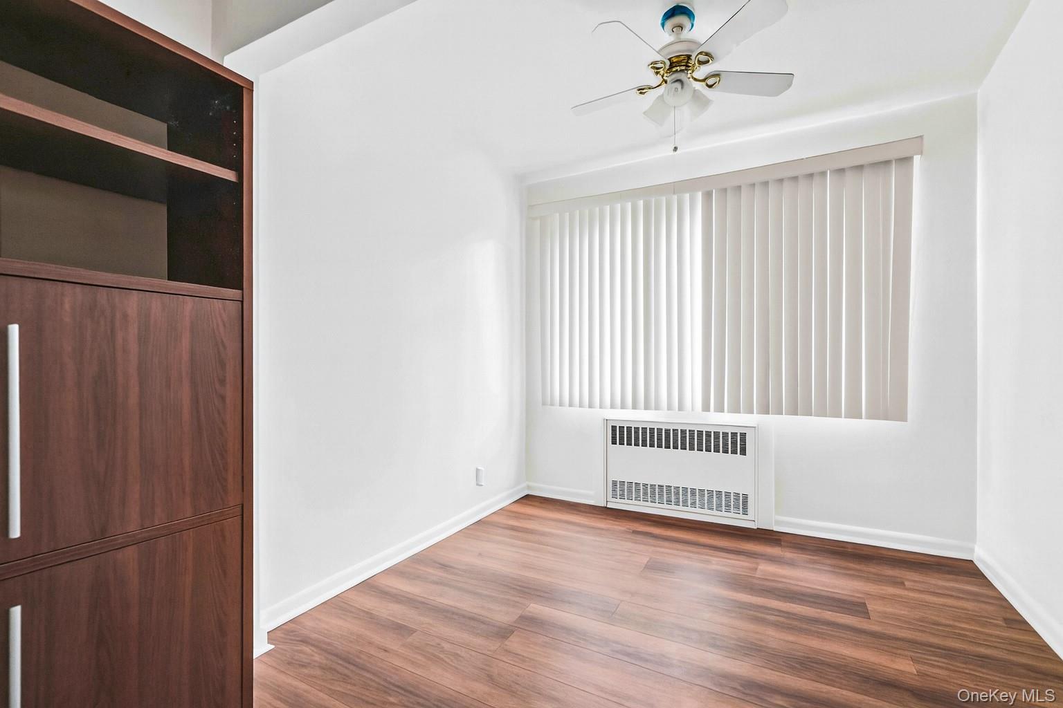 #8 photo, 85-86 263 Street, Floral Park , NY 11001