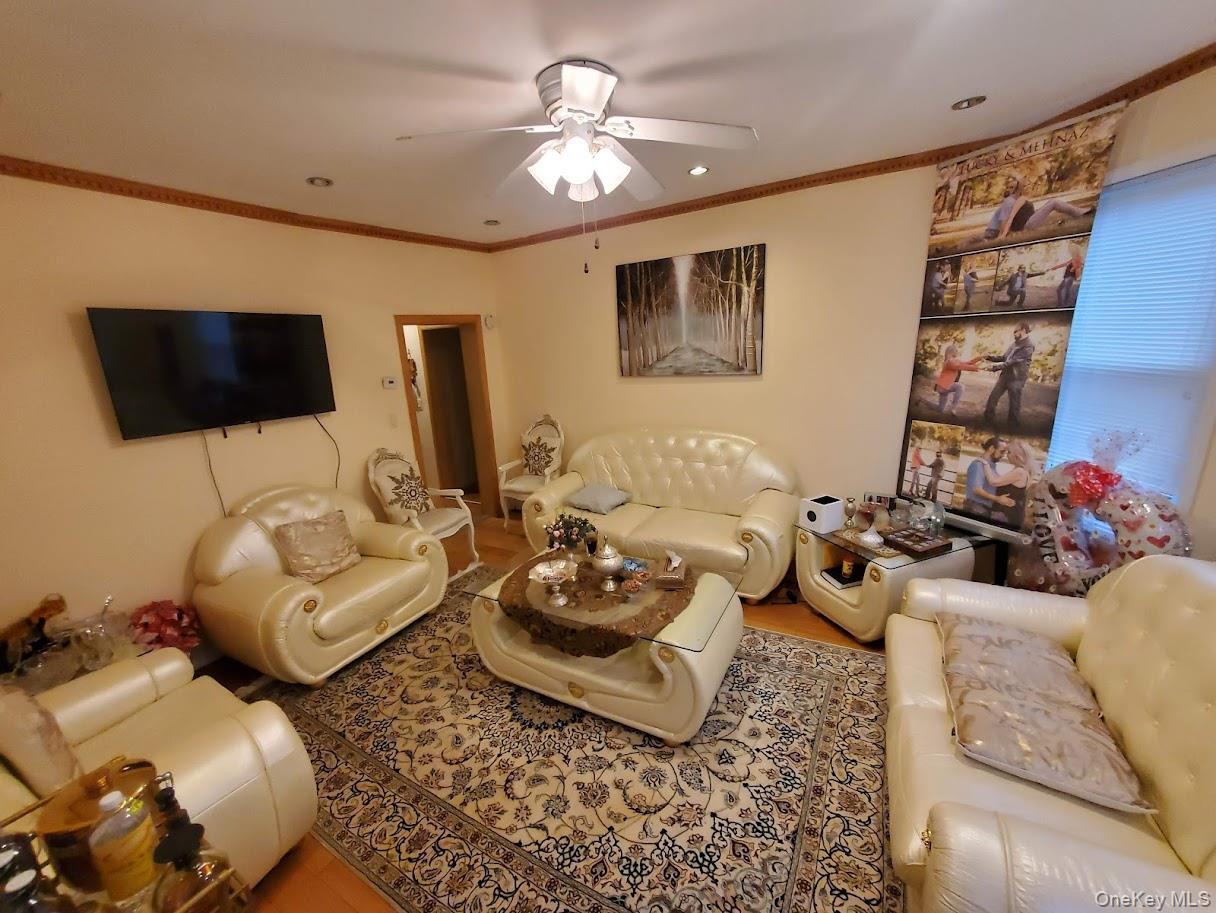 #3 photo, 83 Kraemer Street, 롱 아일랜드 Hicksville , NY 11801