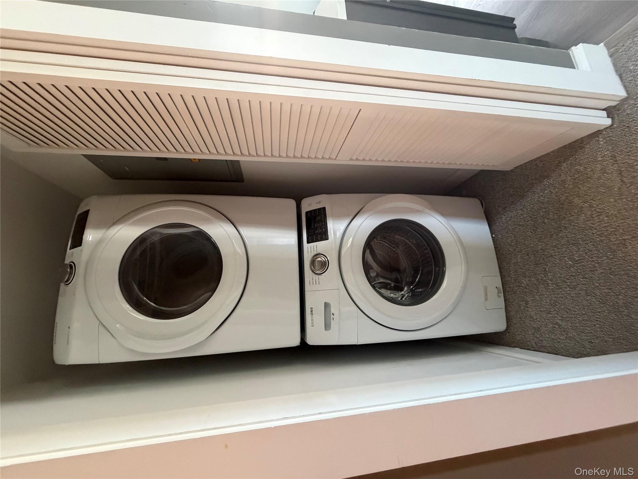 #19 photo, 43 James Street, Babylon , NY 11702