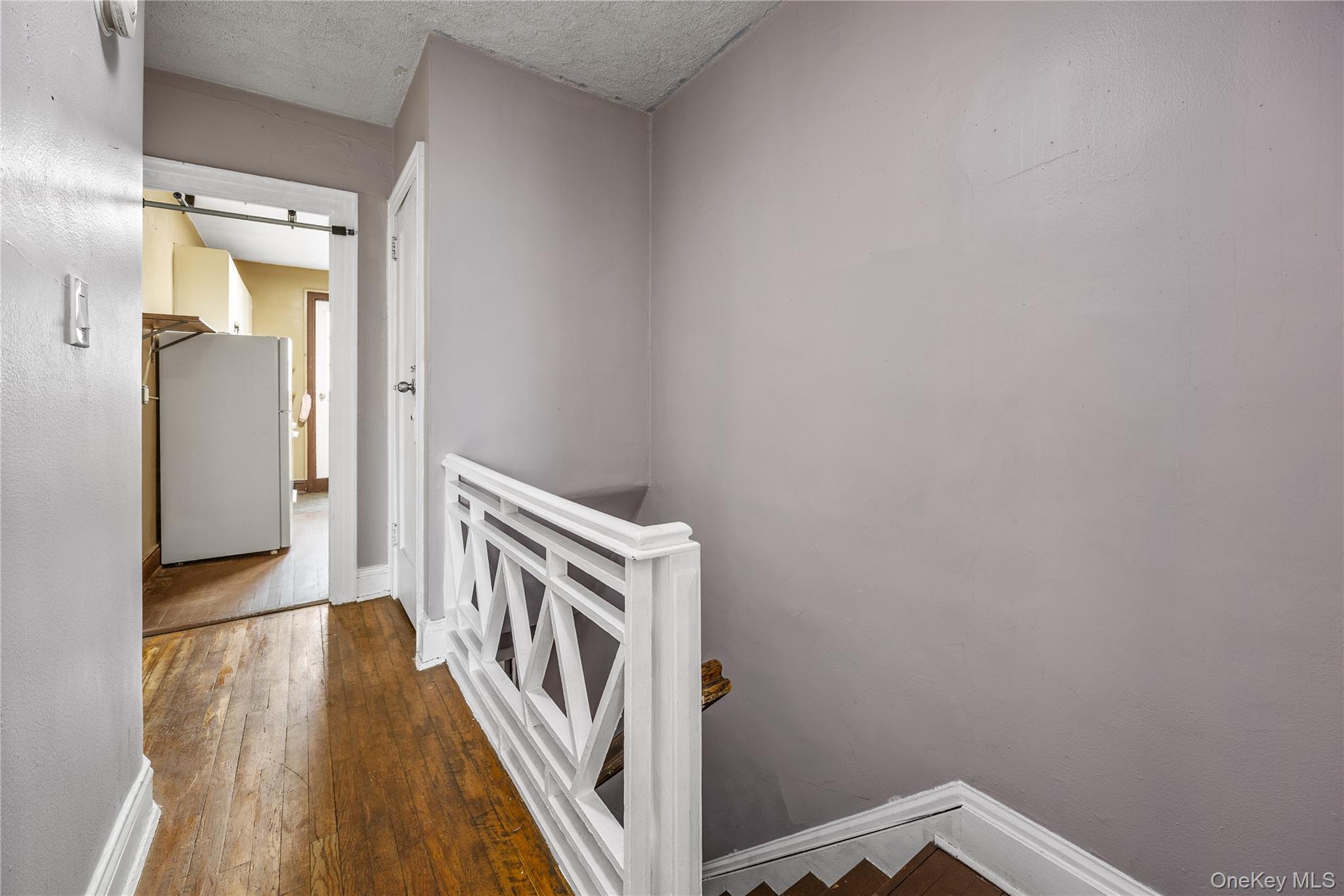 #12 photo, 52-49 79th Street, קווינס Elmhurst , NY 11373