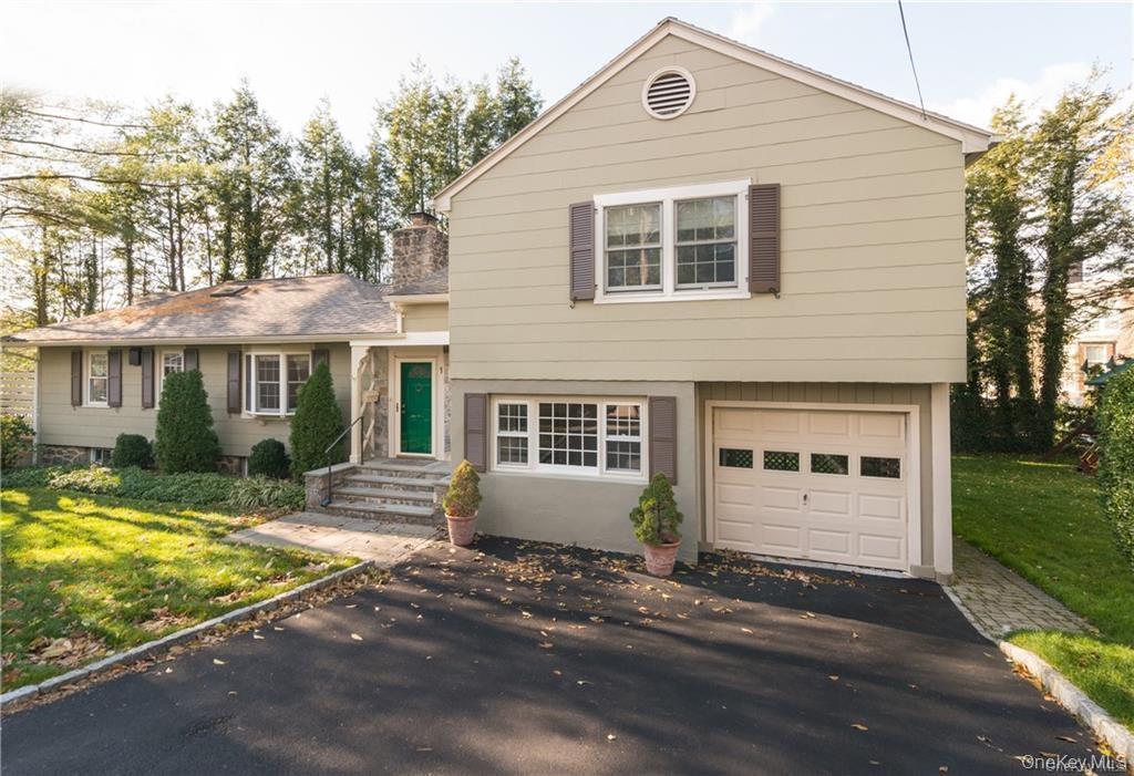 #2 photo, 1 Senate Place, Larchmont , NY 10538