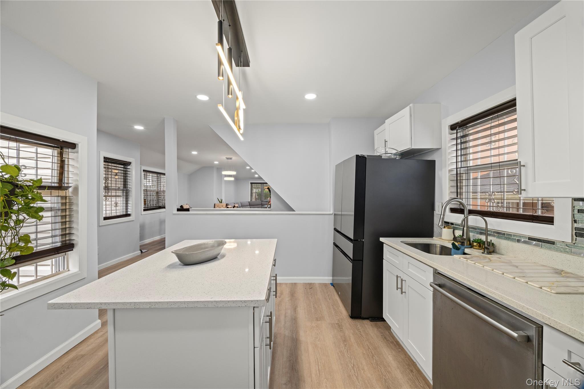 #10 photo, 1805 Lacombe Avenue, Bronx , NY 10473