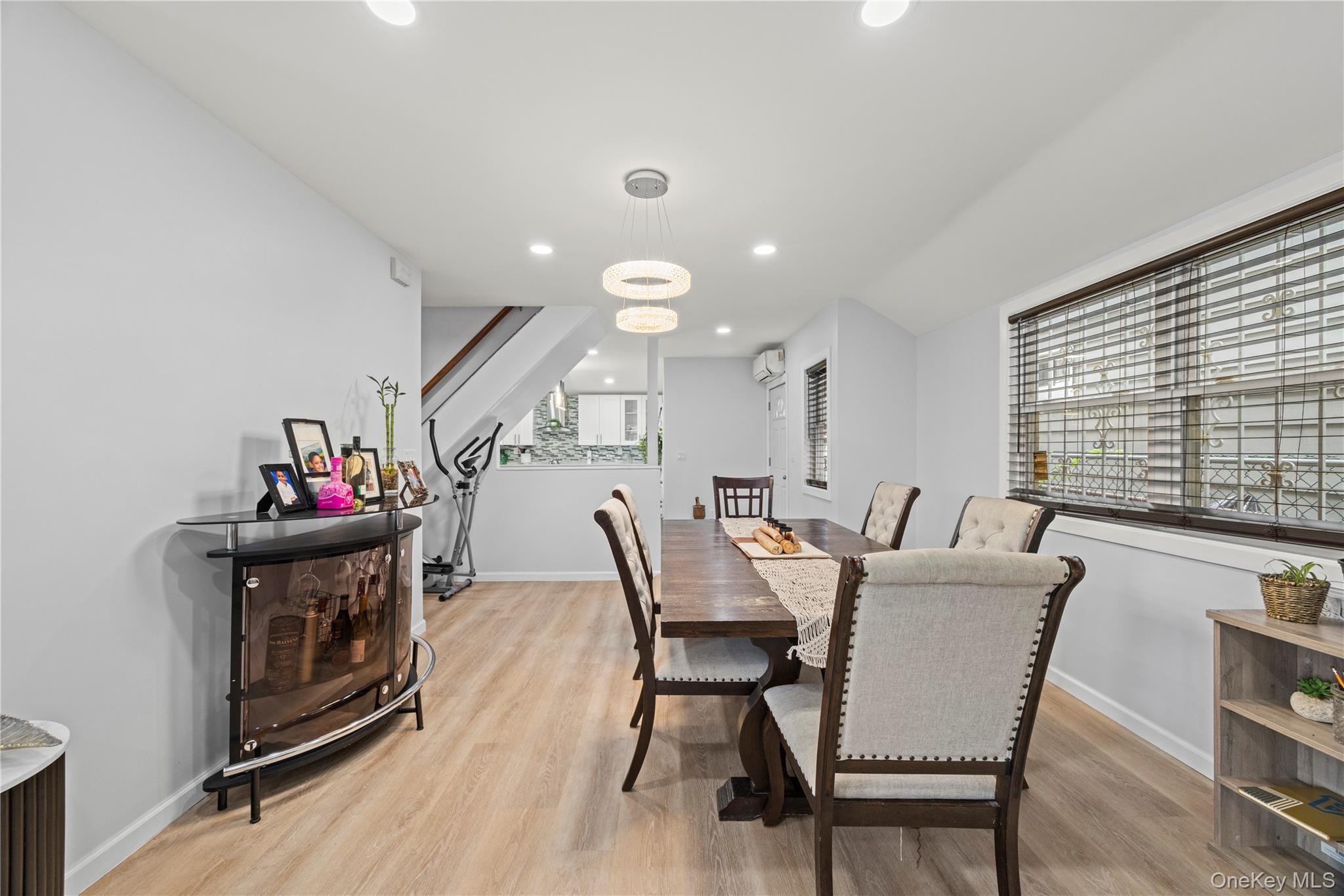 #6 photo, 1805 Lacombe Avenue, Bronx , NY 10473