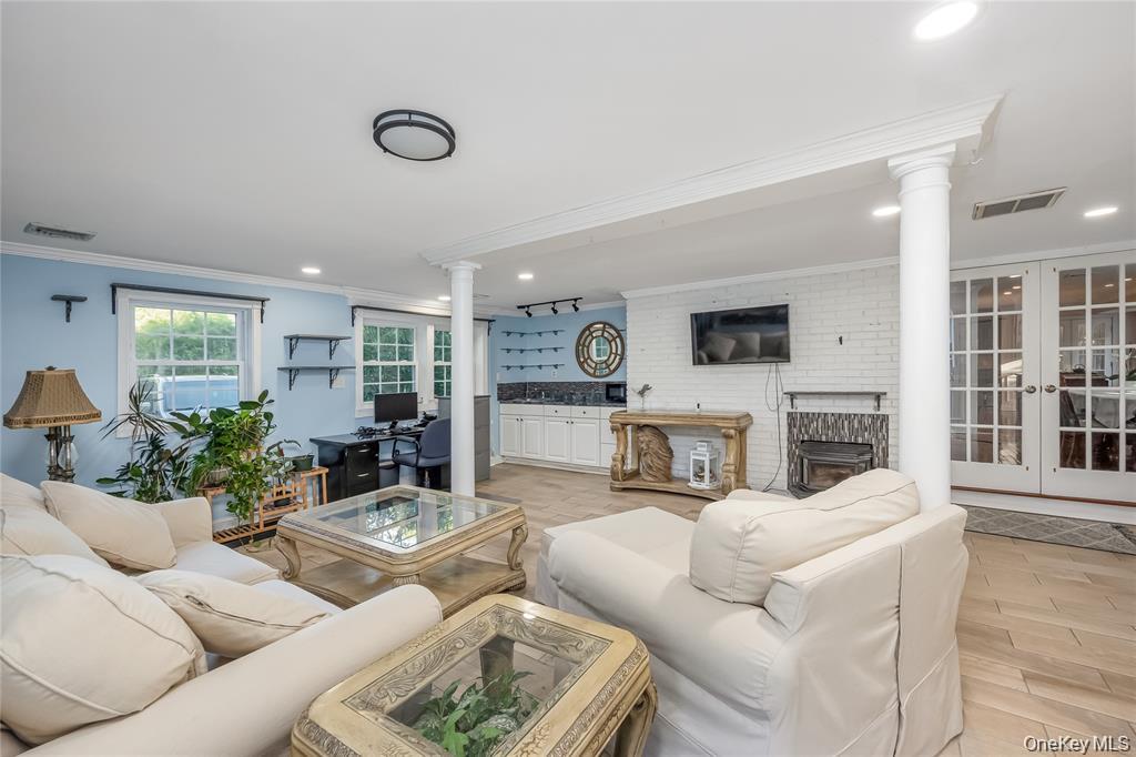 #13 photo, 7 Junior Drive, Ronkonkoma , NY 11779