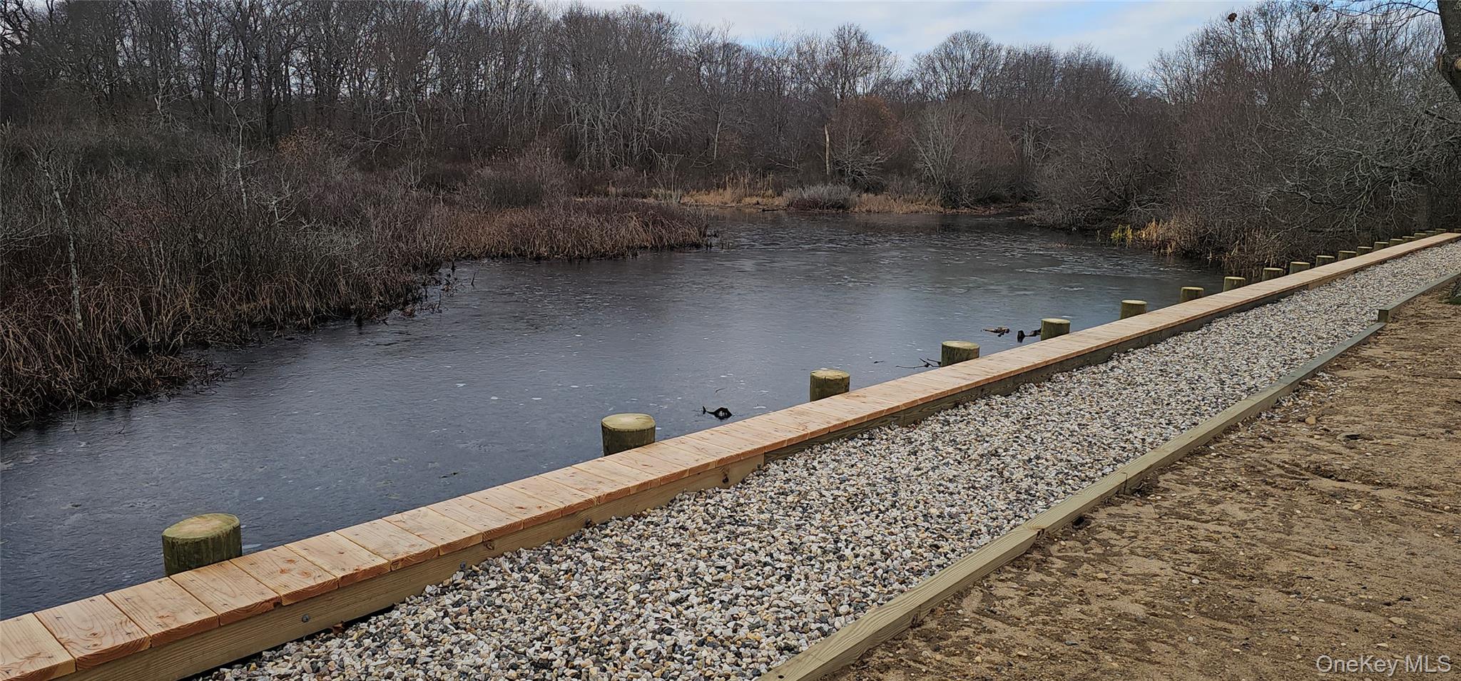 #16 photo, 1964 River Road, سوفولك Calverton , NY 11933