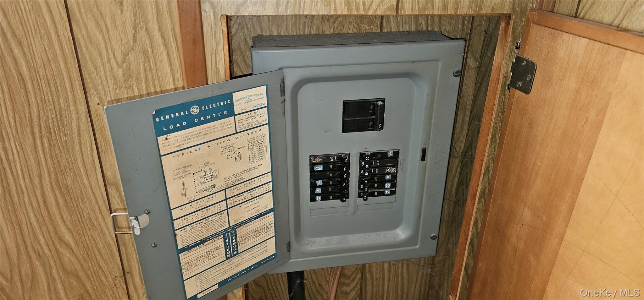 #8 photo, 1964 River Road, מחוז סאפוק Calverton , NY 11933