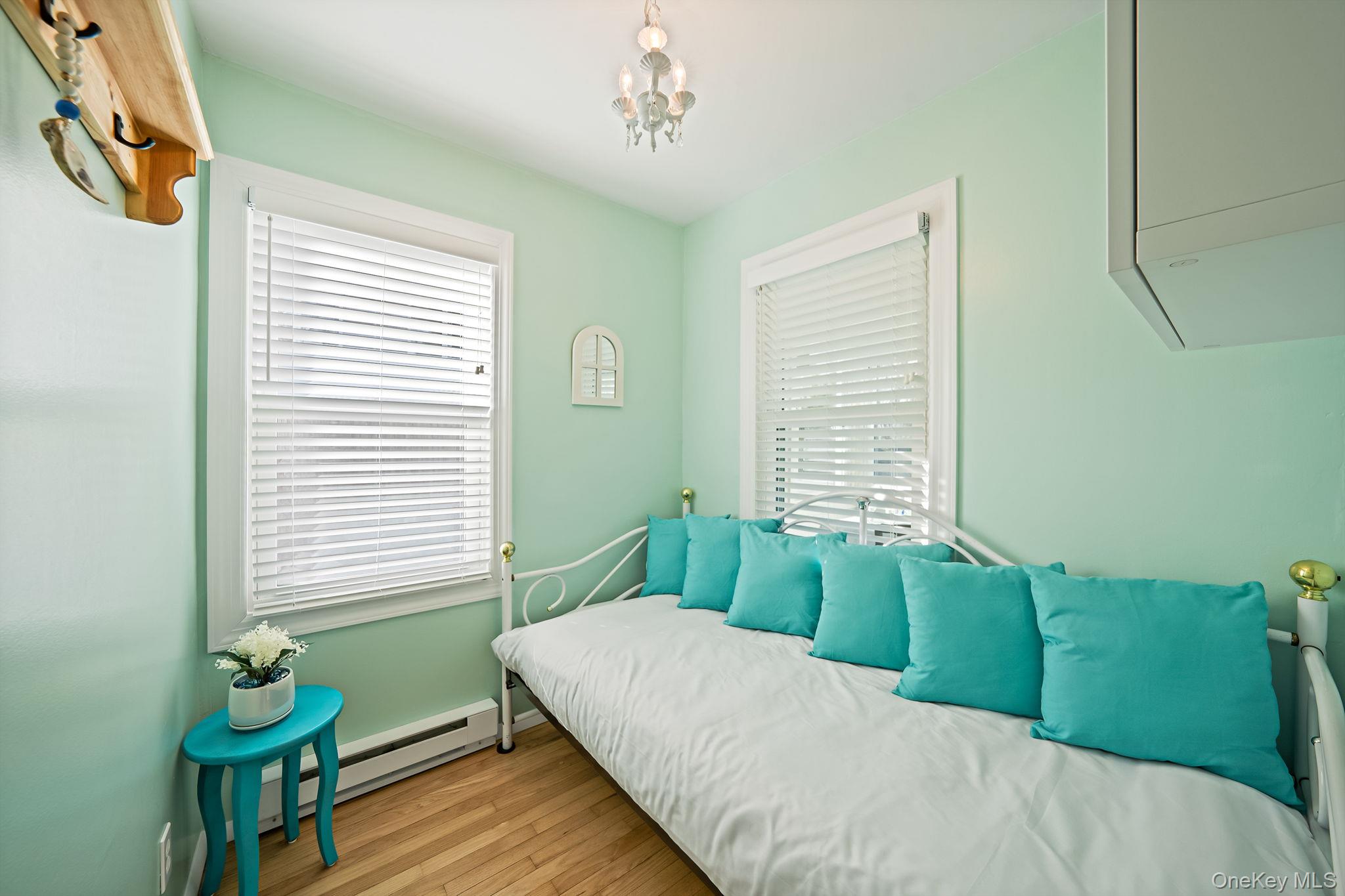 #11 photo, 4 Wyandanch Trail, Ridge , NY 11961