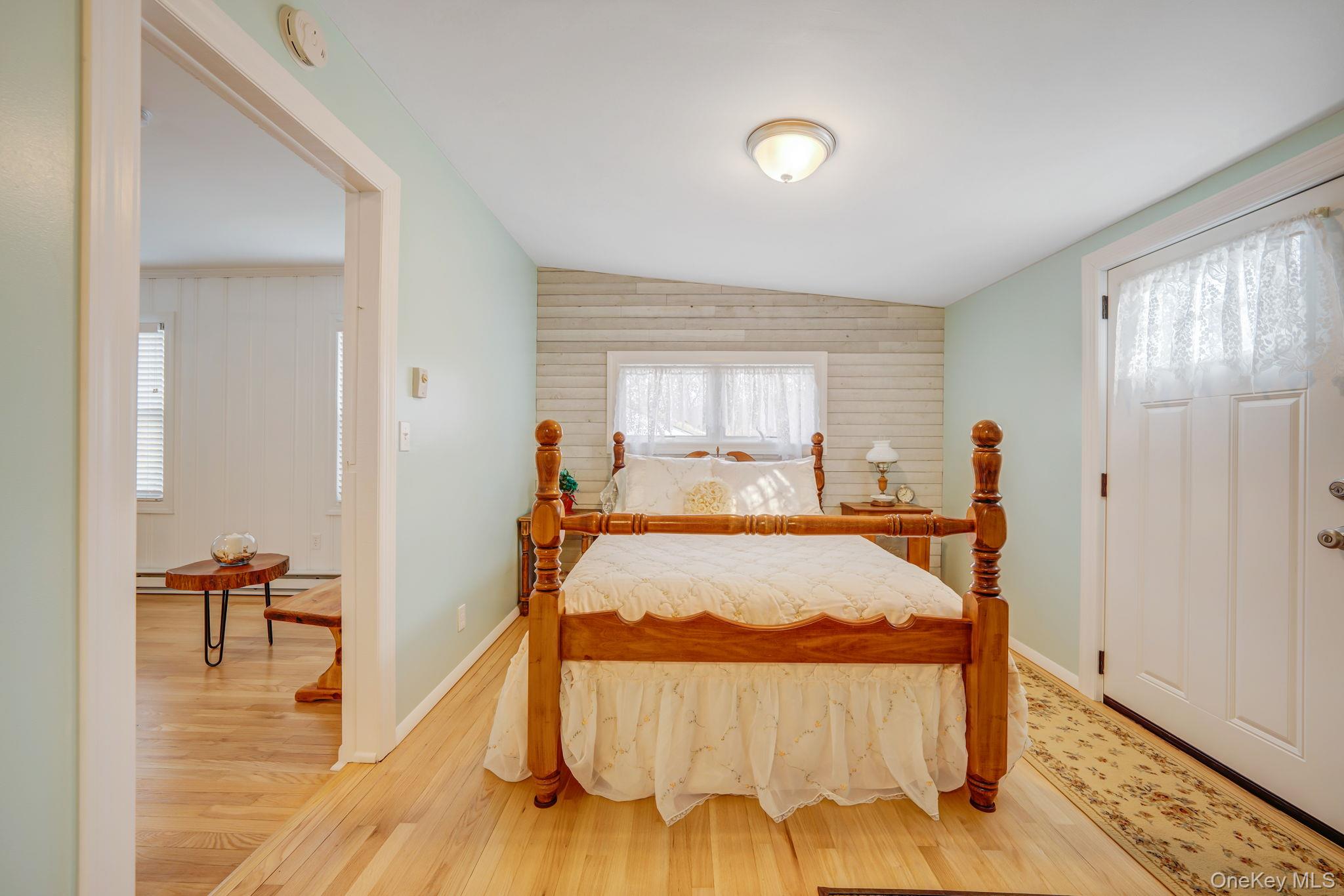 #12 photo, 4 Wyandanch Trail, Ridge , NY 11961