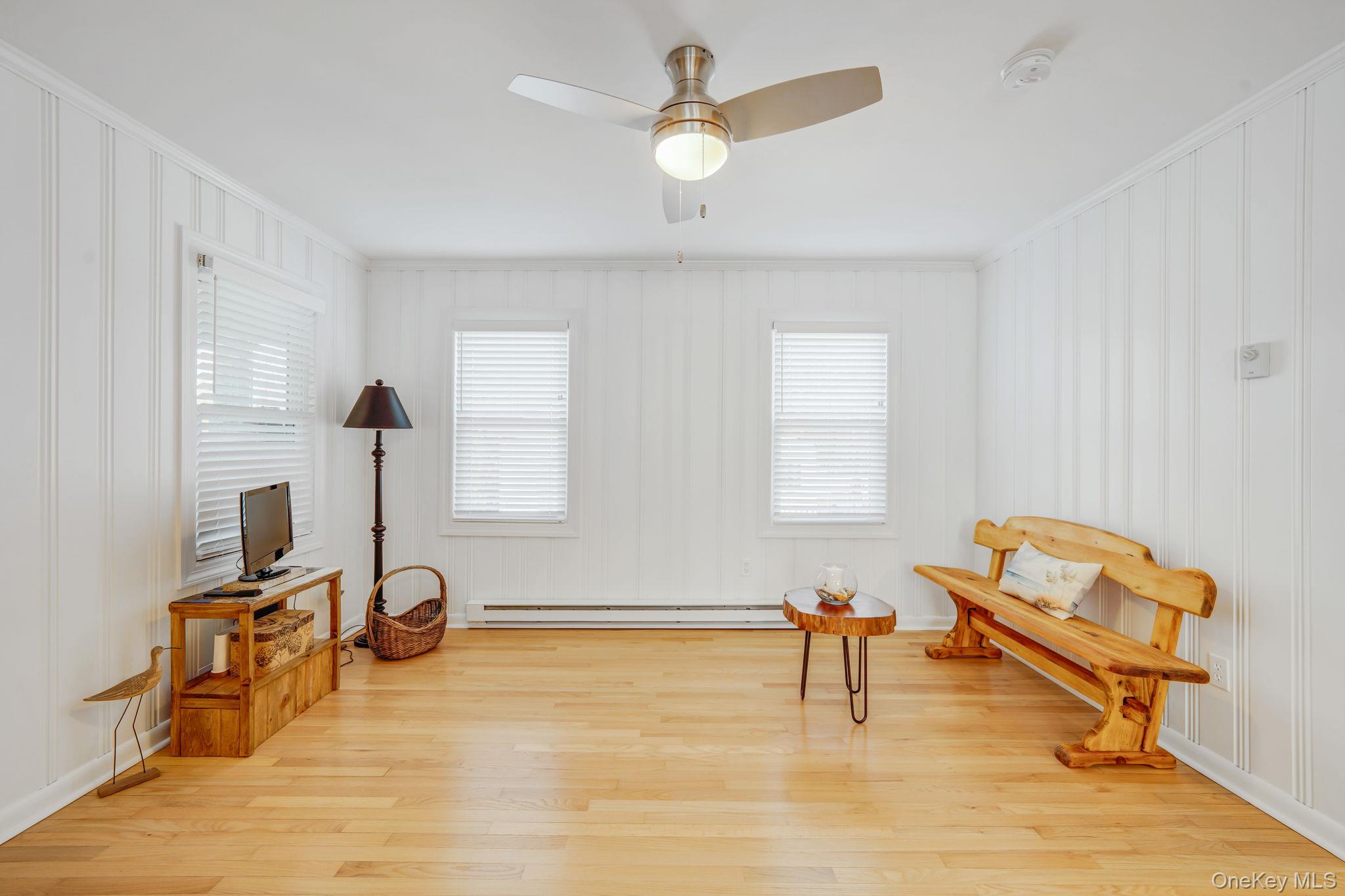 #8 photo, 4 Wyandanch Trail, Ridge , NY 11961