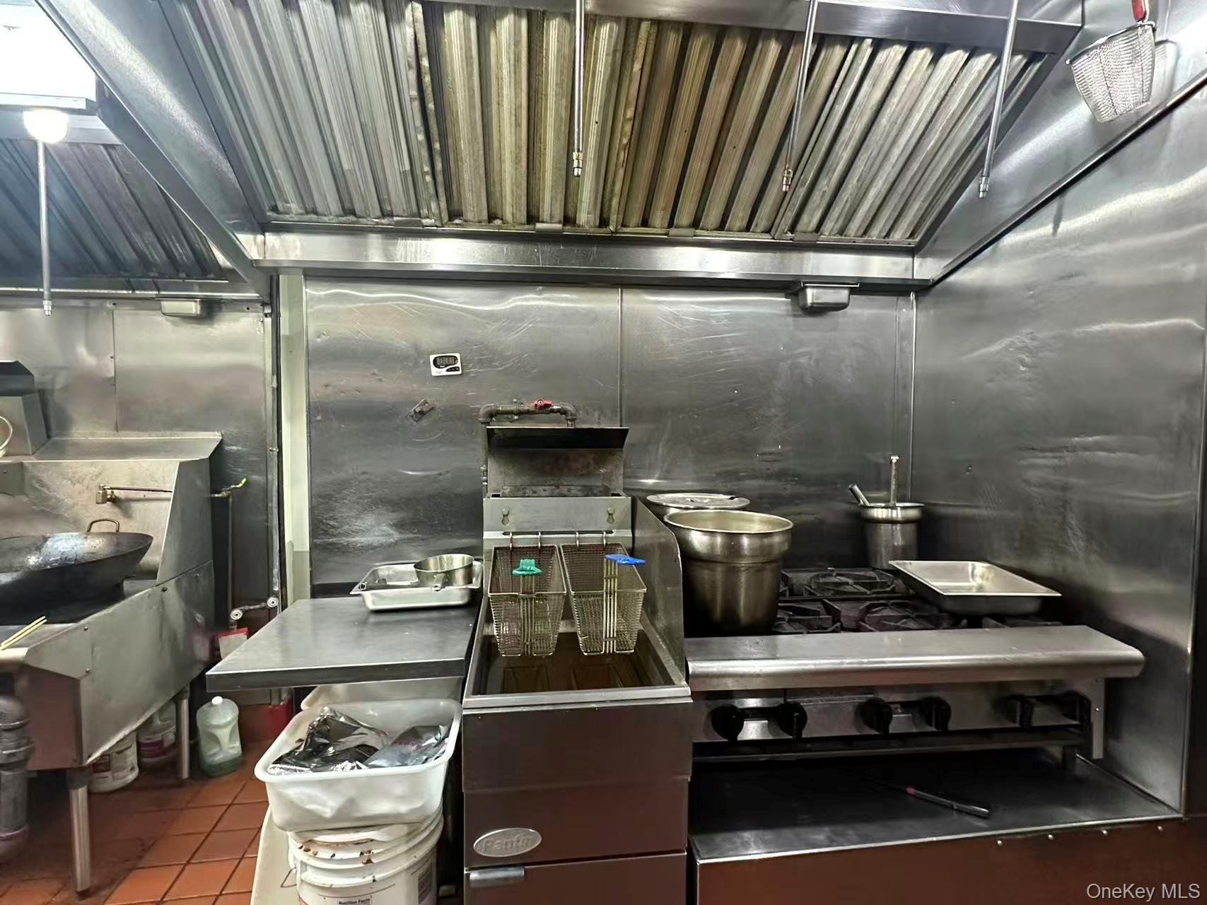 #5 photo, 96 3RD Avenue, New York (Manhattan) , NY 10003