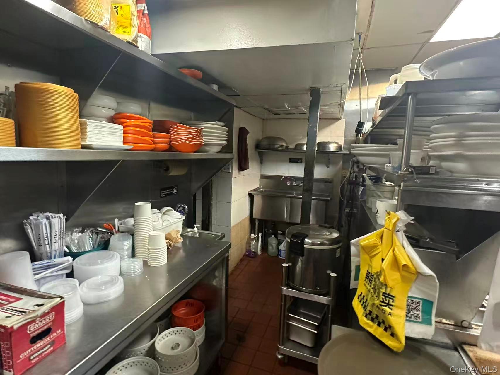 #7 photo, 96 3RD Avenue, New York (Manhattan) , NY 10003