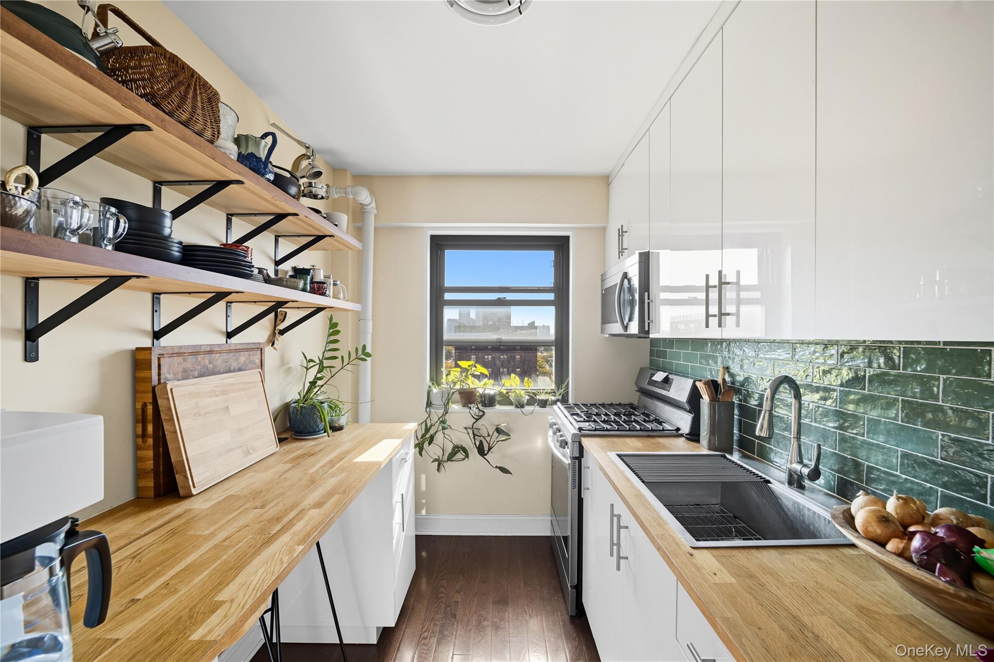 #4 photo, 21-20 33rd Road, 뉴욕퀸즈 Astoria , NY 11106