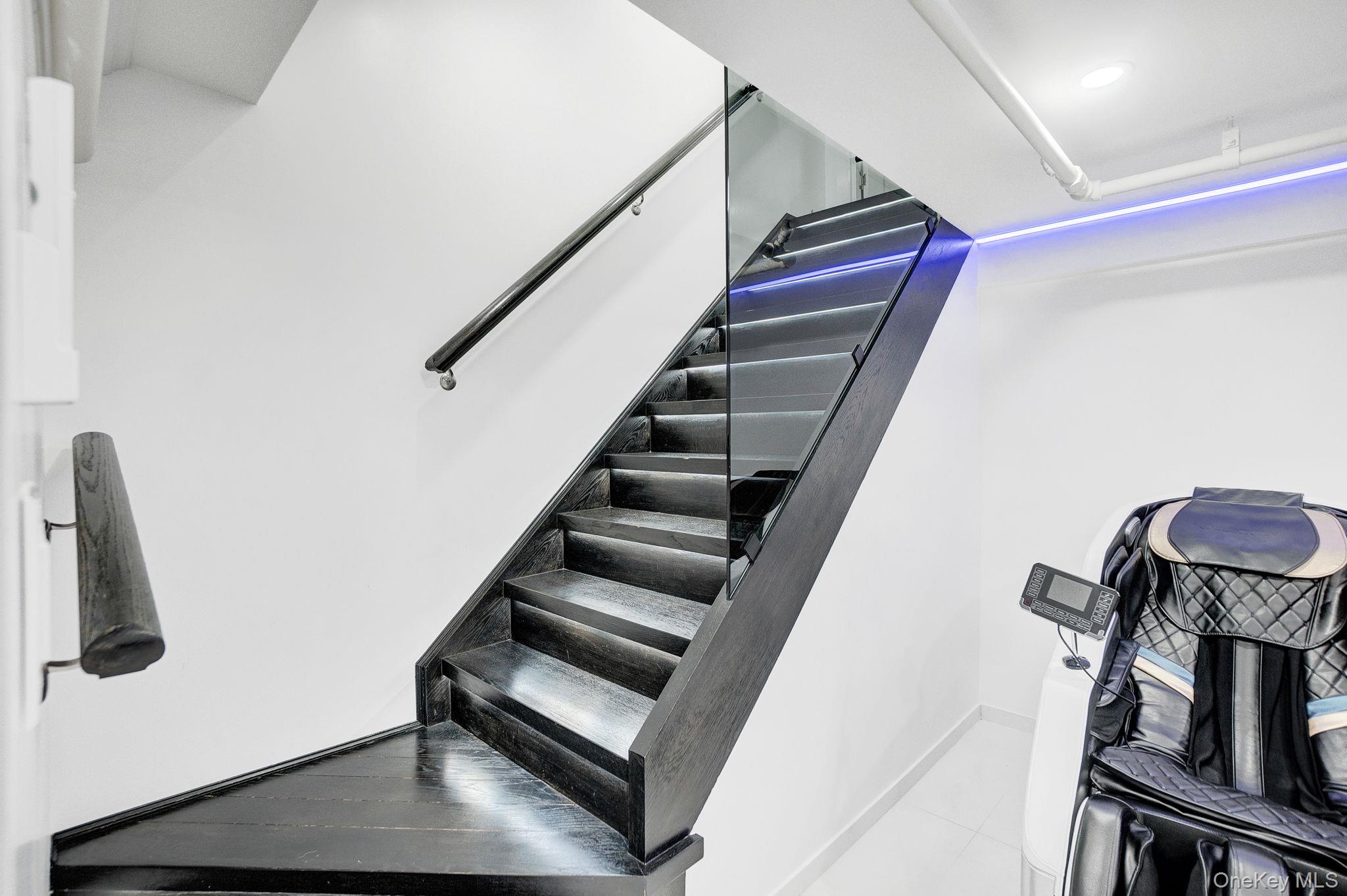 #15 photo, 219-06 67 Avenue, Bayside , NY 11364