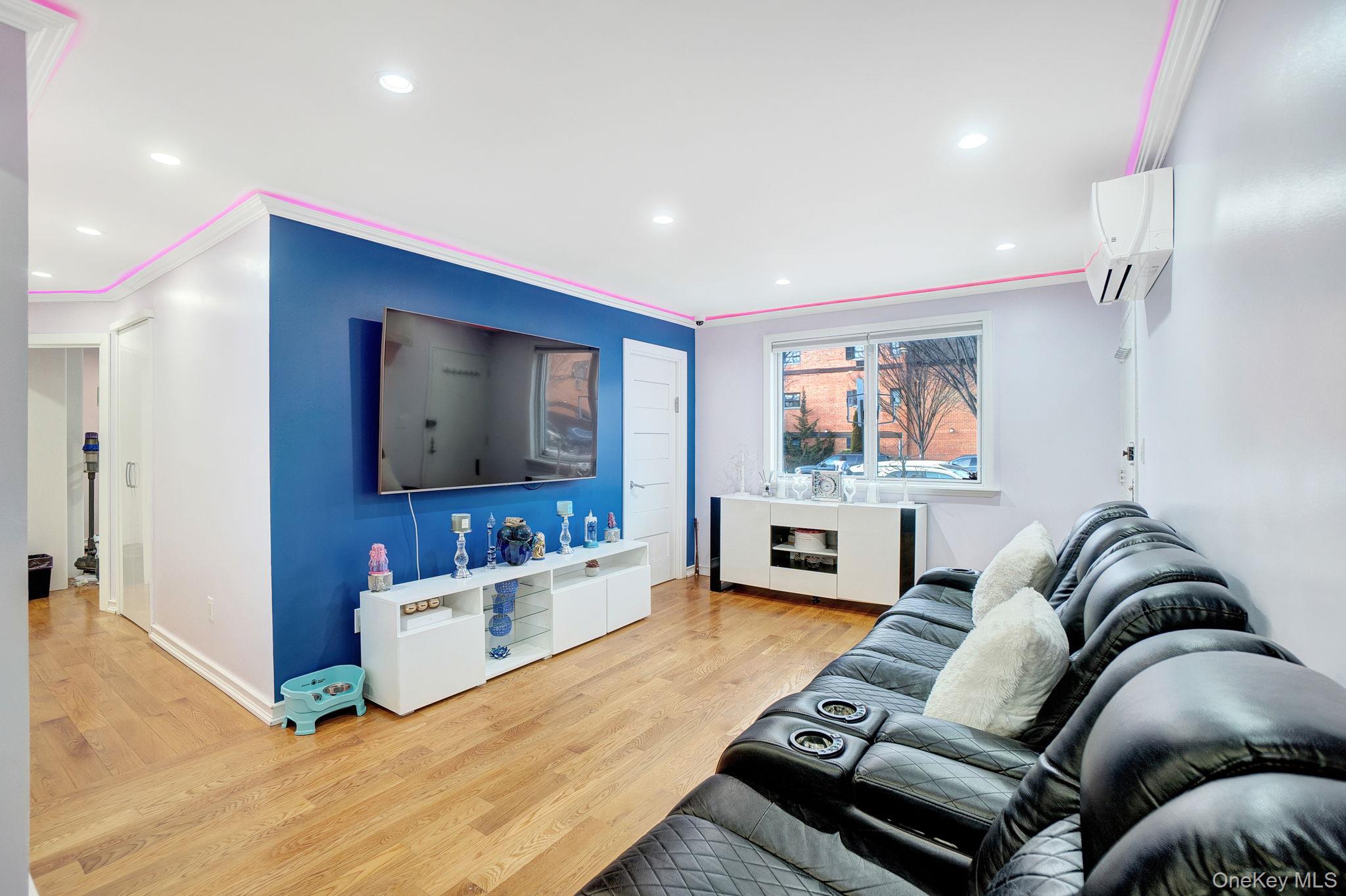 #7 photo, 219-06 67 Avenue, Bayside , NY 11364