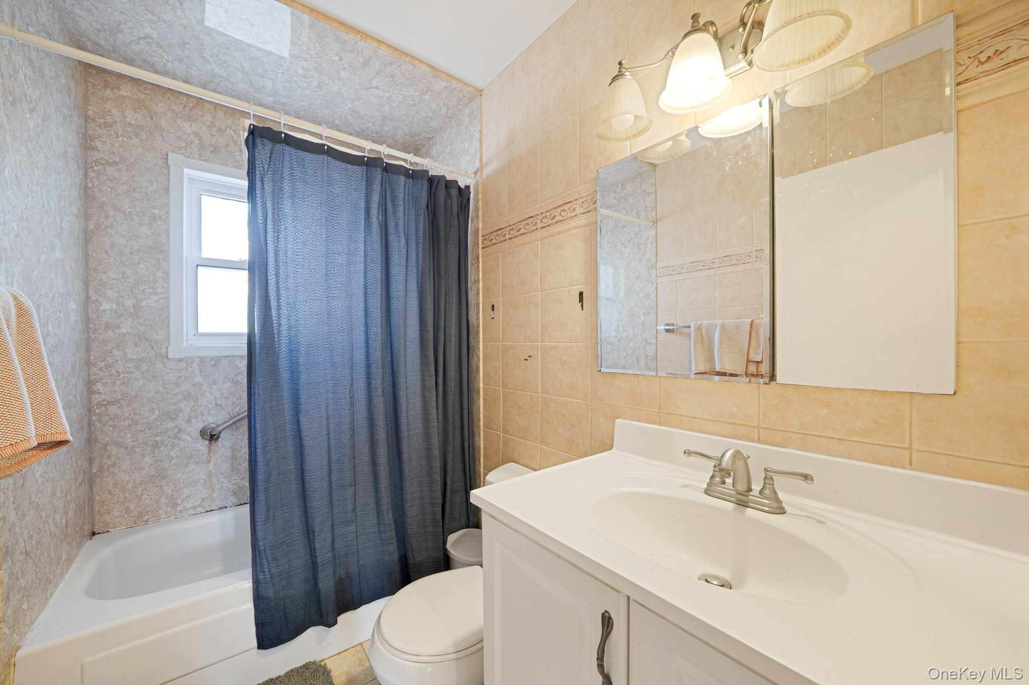 #14 photo, 39 Kay Road, מחוז סאפוק Calverton , NY 11933