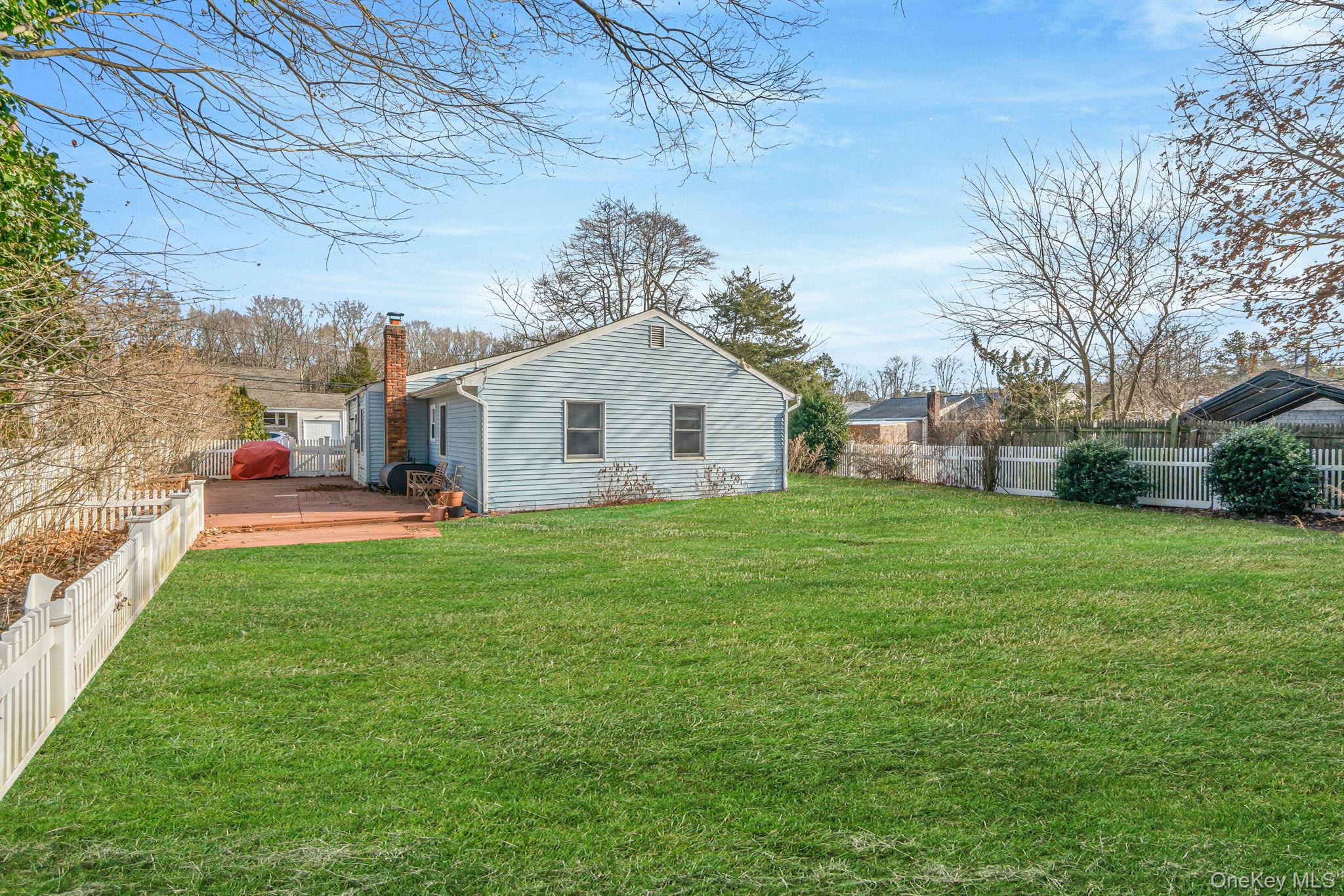 #16 photo, 39 Kay Road, מחוז סאפוק Calverton , NY 11933