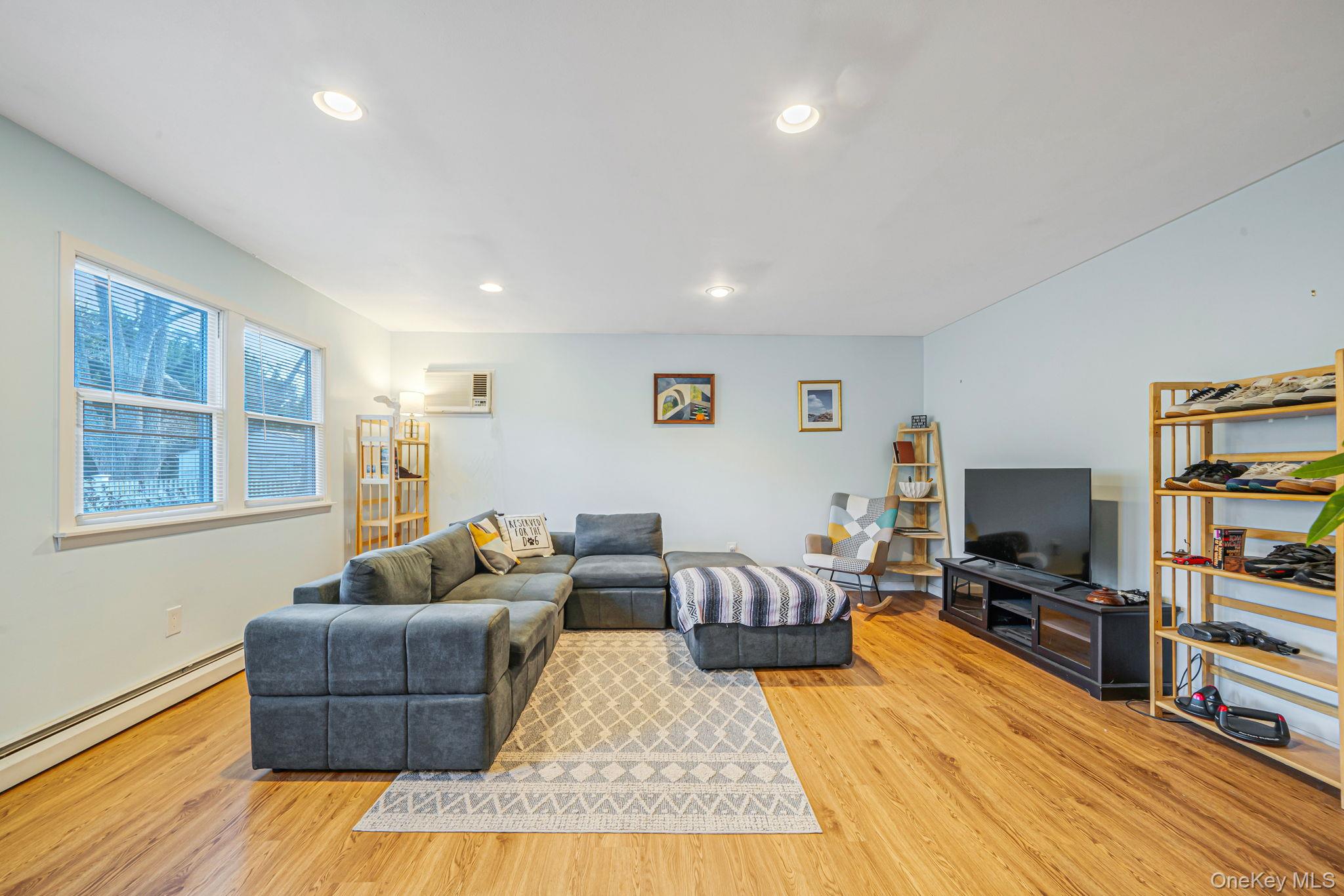 #4 photo, 39 Kay Road, מחוז סאפוק Calverton , NY 11933