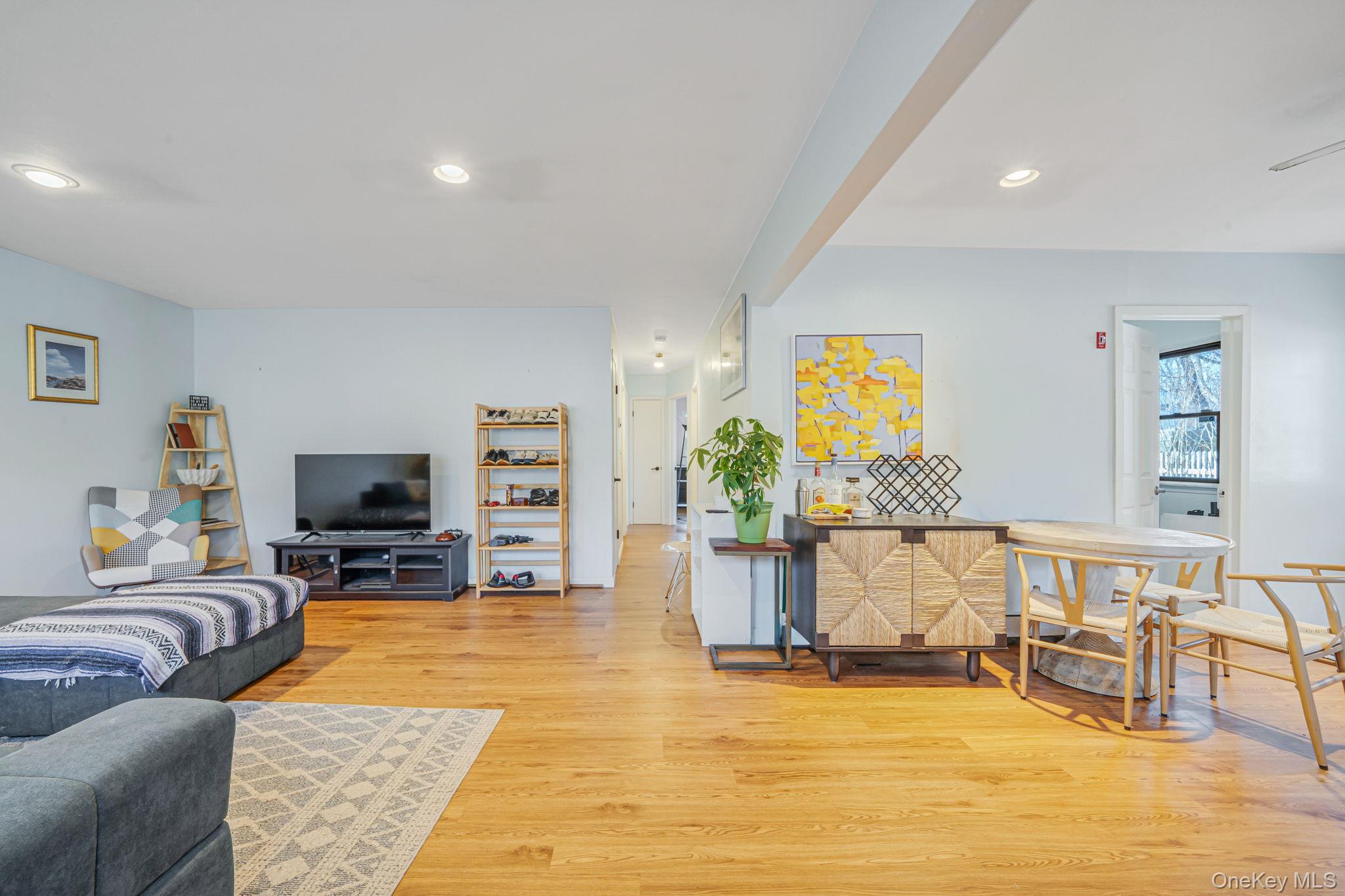 #9 photo, 39 Kay Road, מחוז סאפוק Calverton , NY 11933