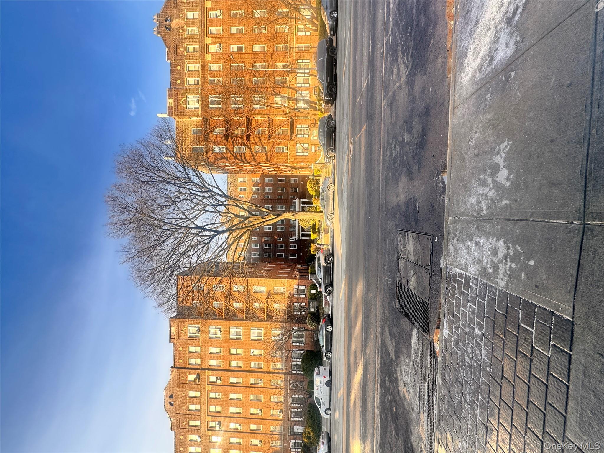 #1 photo, 141-25 Northern Blvd, Flushing , NY 11354