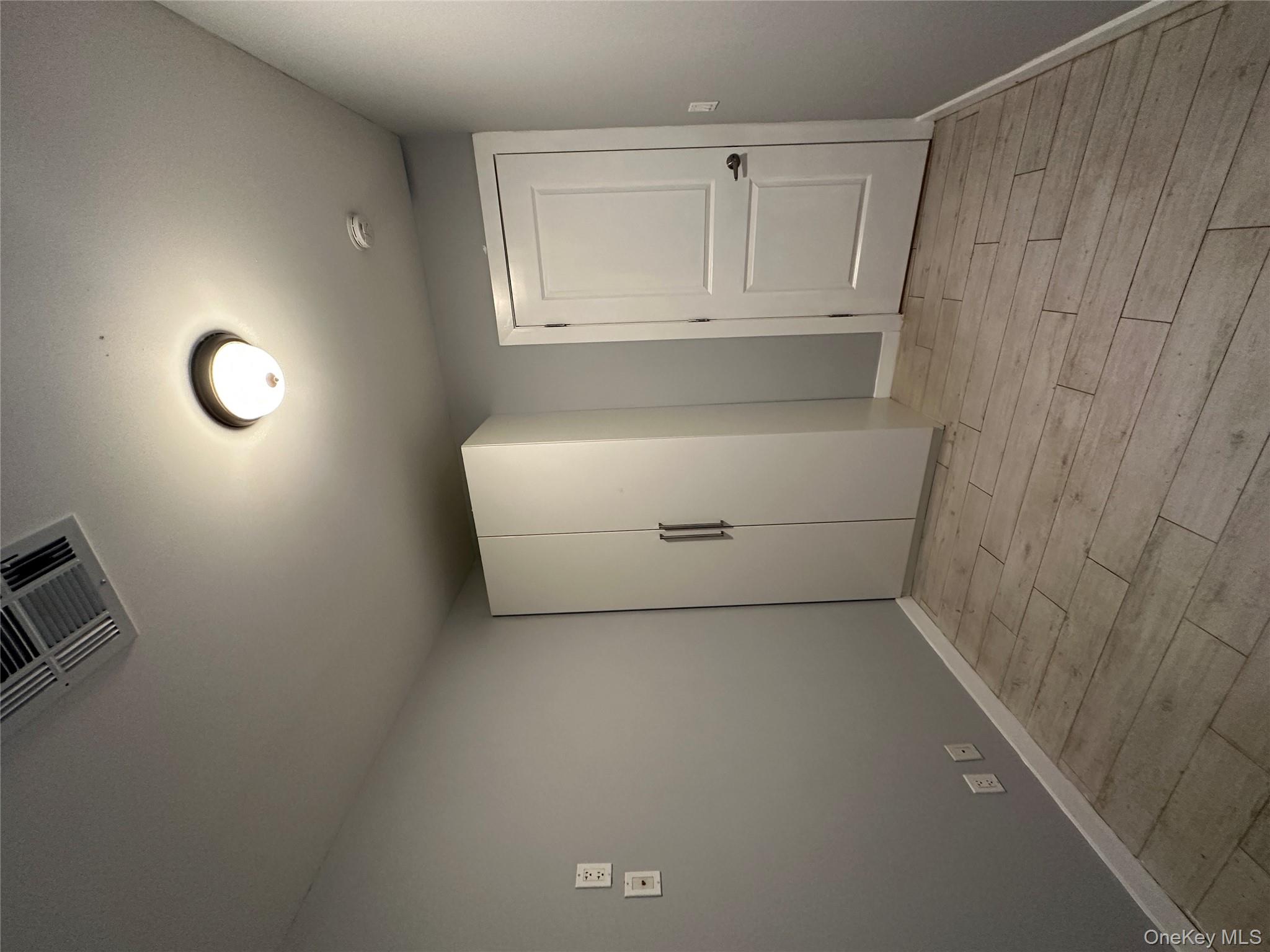 #9 photo, 560 Riverdale Avenue, ब्रुकलीन Brooklyn , NY 11207