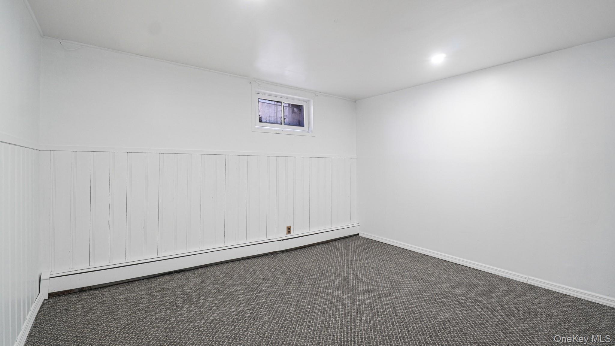 #18 photo, 21 Linden Boulevard, 長島 Hicksville , NY 11801