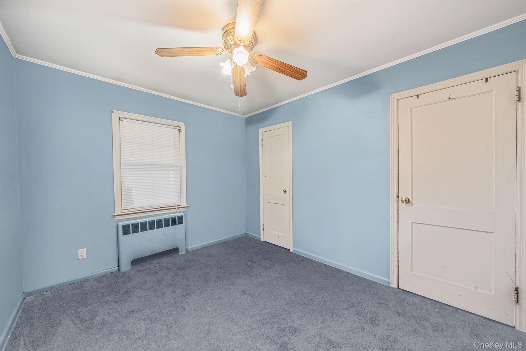 #13 photo, 41 Brookside Court, Copiague , NY 11726