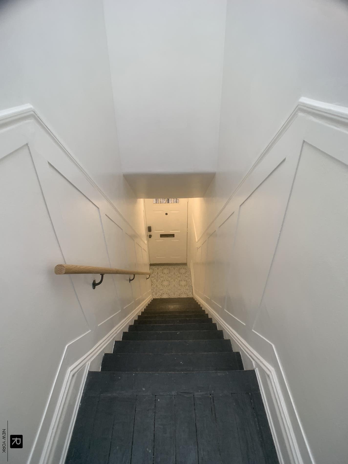 #8 photo, Astoria, कुईंस Astoria , NY 11103