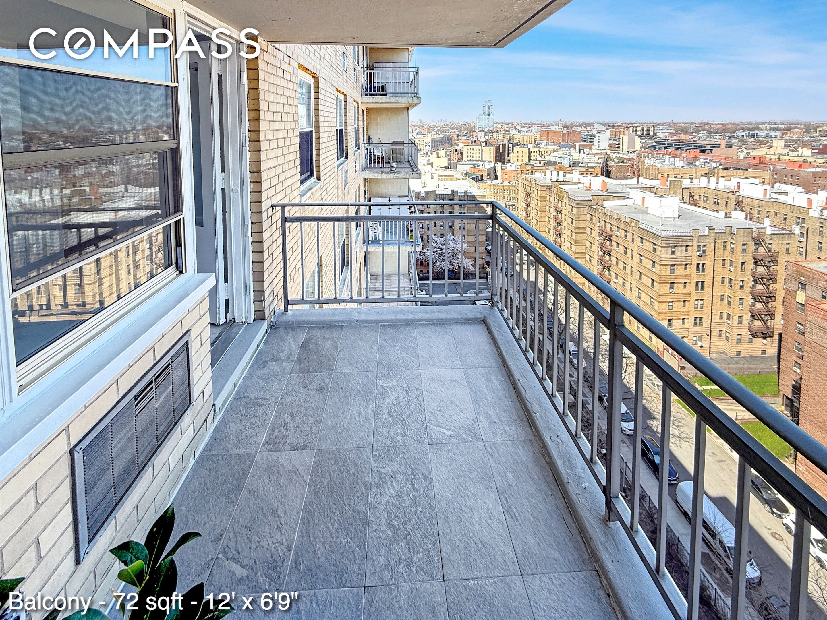 #12 photo, 35 Seacoast Terrace, ब्रुकलीन Brighton Beach , NY 11235