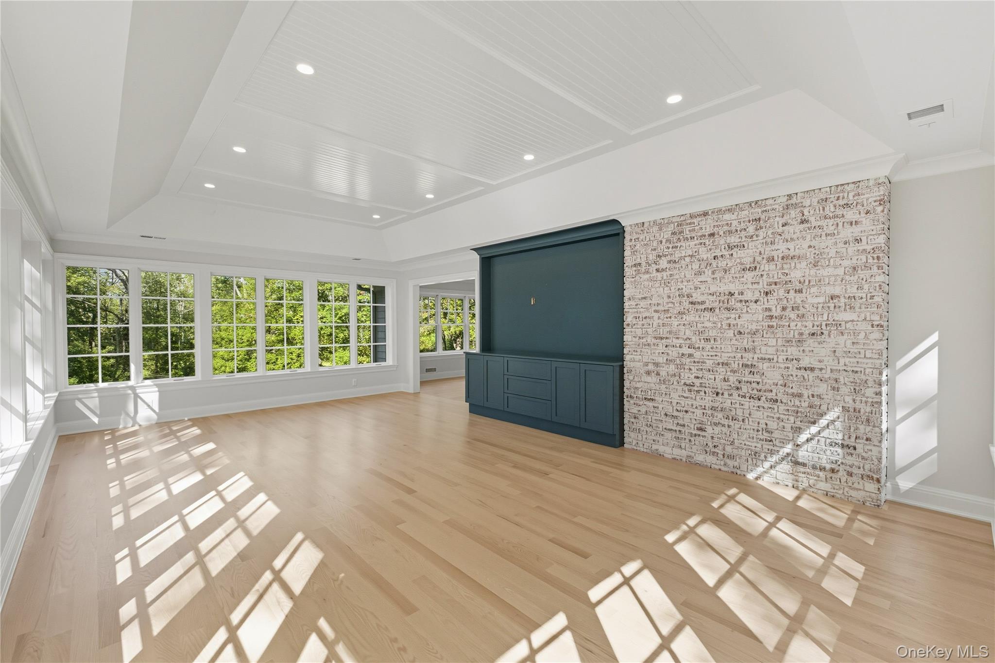 #12 photo, 20 Cutler Road, Greenwich , CT 06831