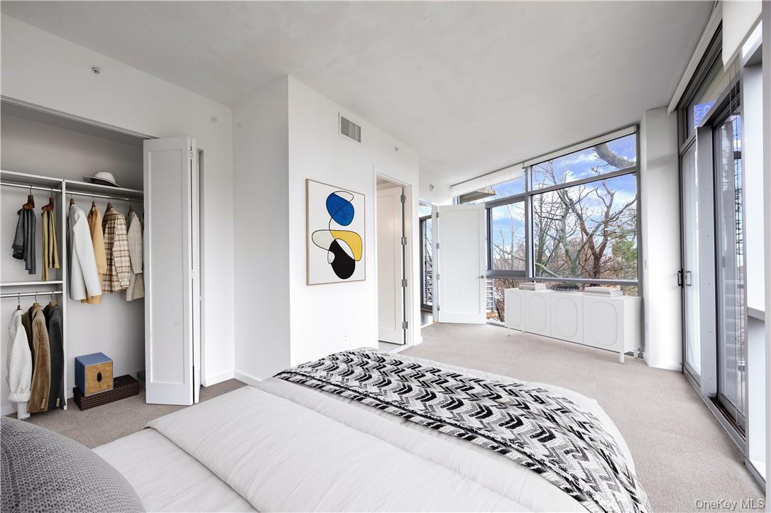 #12 photo, 250 S Central Park Avenue, Hartsdale , NY 10530